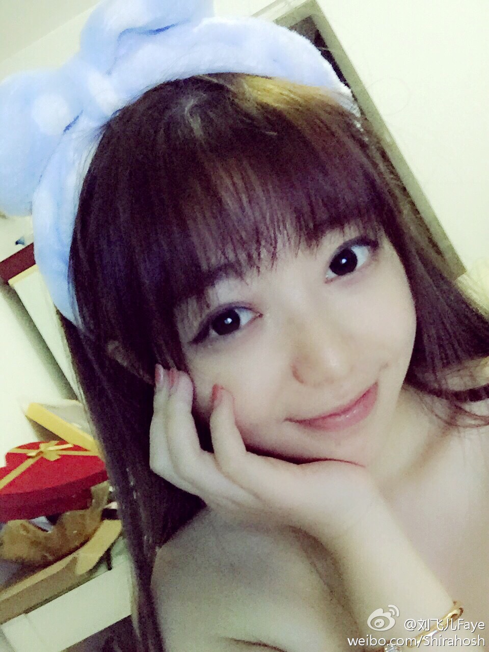 《秀人网 杨漫妮(baby) 比基尼写真》第51张,模特杨漫妮(baby),秀人网,比基尼主题,全套100张