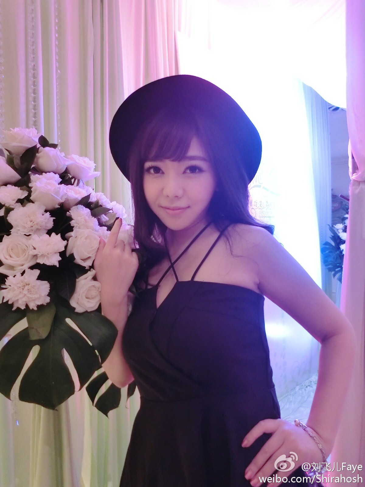 《秀人网 杨漫妮(baby) 比基尼写真》第65张,模特杨漫妮(baby),秀人网,比基尼主题,全套100张