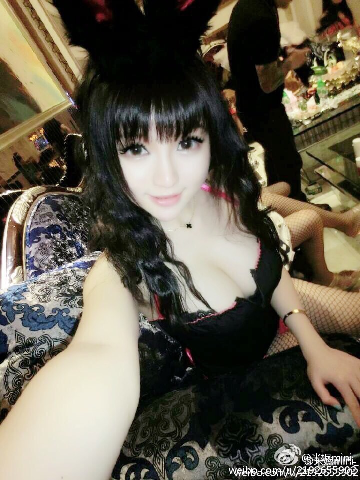 《秀人网 黄米妮 诱惑写真》第49张,模特黄米妮,秀人网,诱惑主题,全套100张