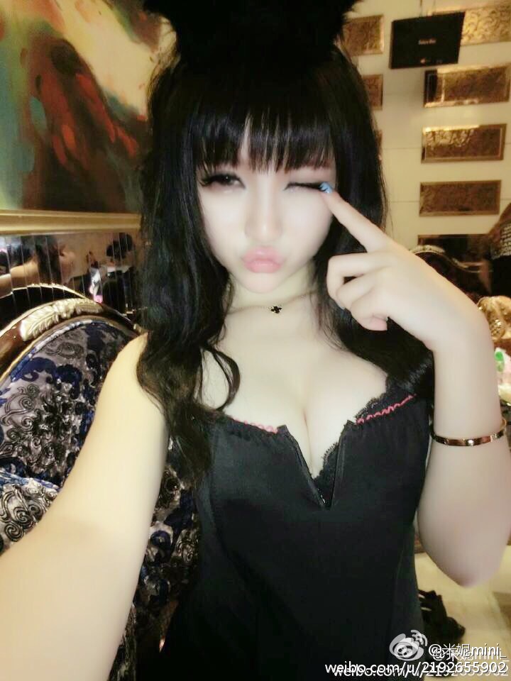《秀人网 黄米妮 诱惑写真》第50张,模特黄米妮,秀人网,诱惑主题,全套100张