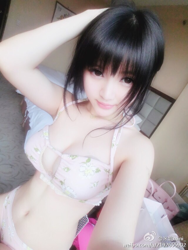 《秀人网 黄米妮 诱惑写真》第80张,模特黄米妮,秀人网,诱惑主题,全套100张