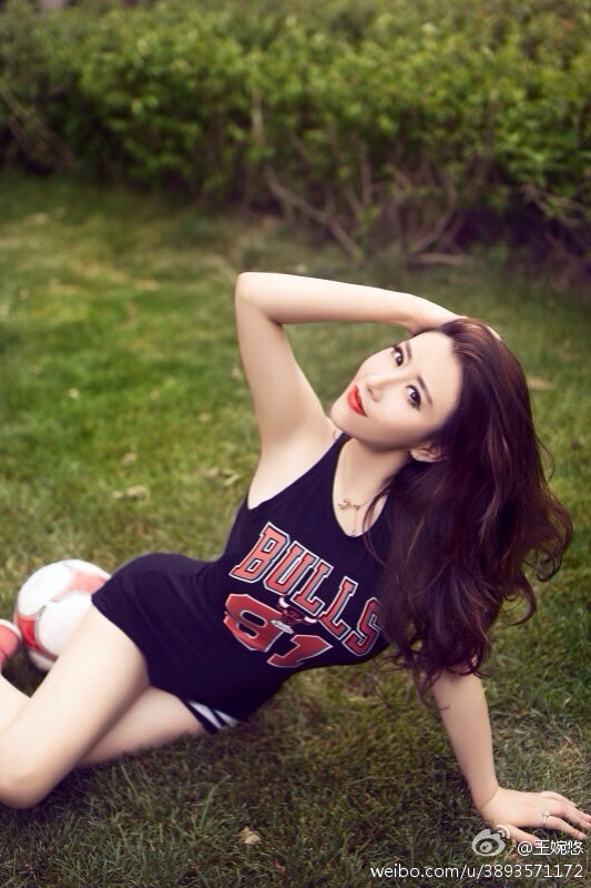 《秀人网 王格(王婉悠) 私房照写真》第73张,模特王格(王婉悠),秀人网,私房照主题,全套98张