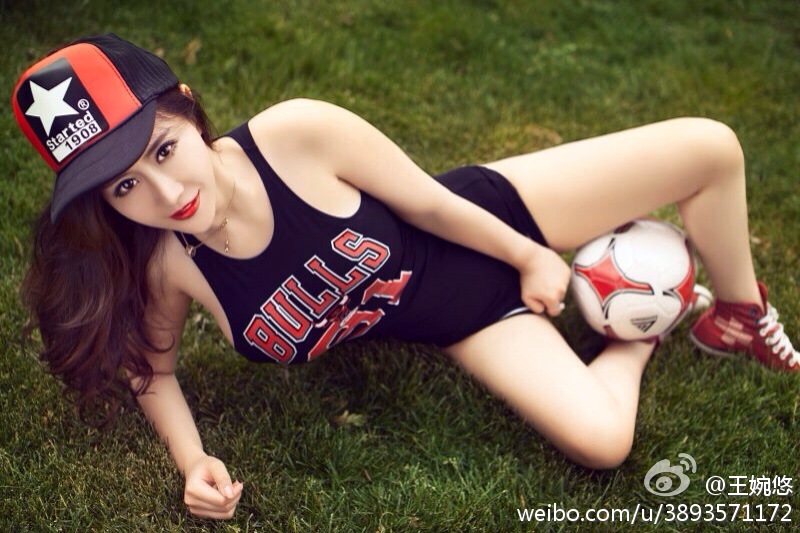 《秀人网 王格(王婉悠) 私房照写真》第76张,模特王格(王婉悠),秀人网,私房照主题,全套98张