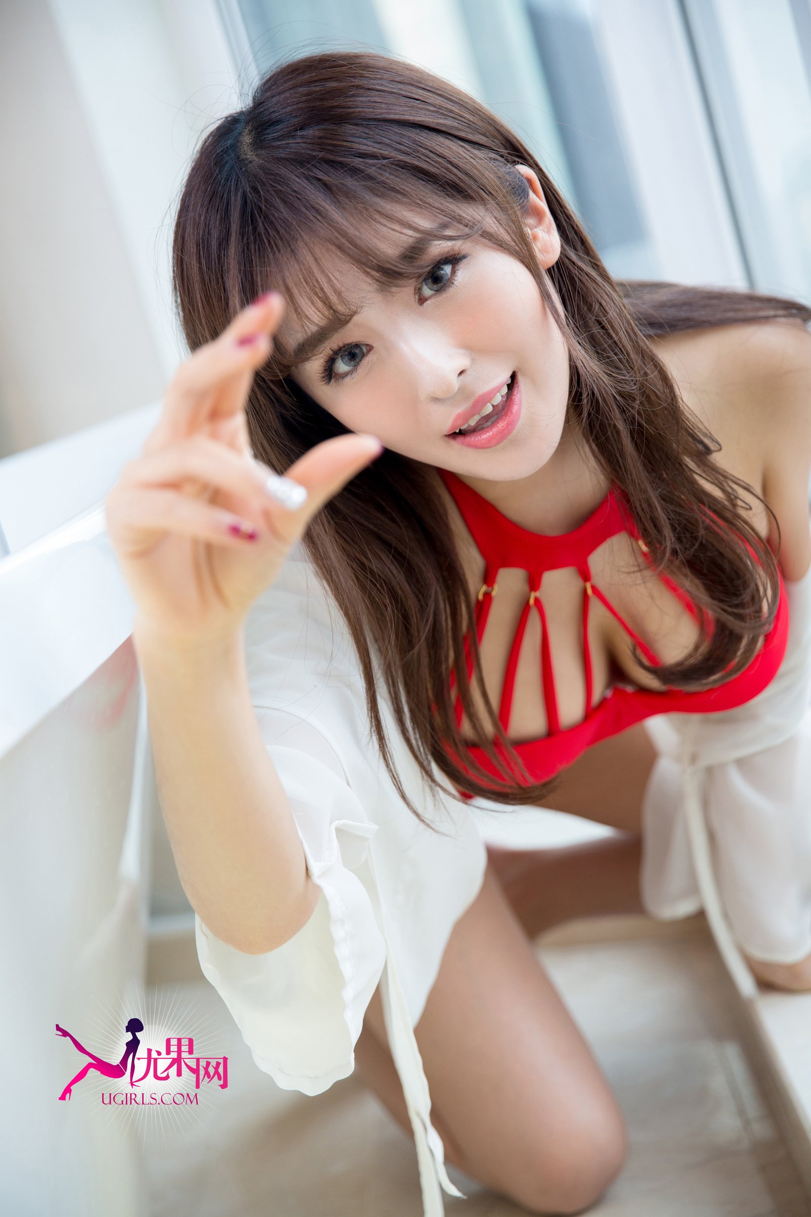 《Ugirls尤果网 杨伊 爱尤物写真》第19张,模特杨伊,ugirls,爱尤物主题,全套65张