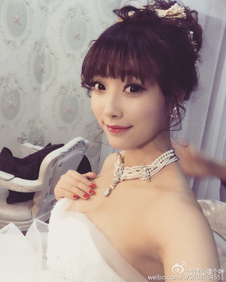 《夏美酱 私房照写真》第15张,模特夏美酱,私房照主题,全套22张