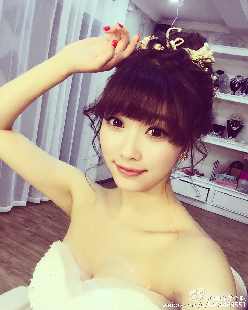 《夏美酱 私房照写真》第17张,模特夏美酱,私房照主题,全套22张