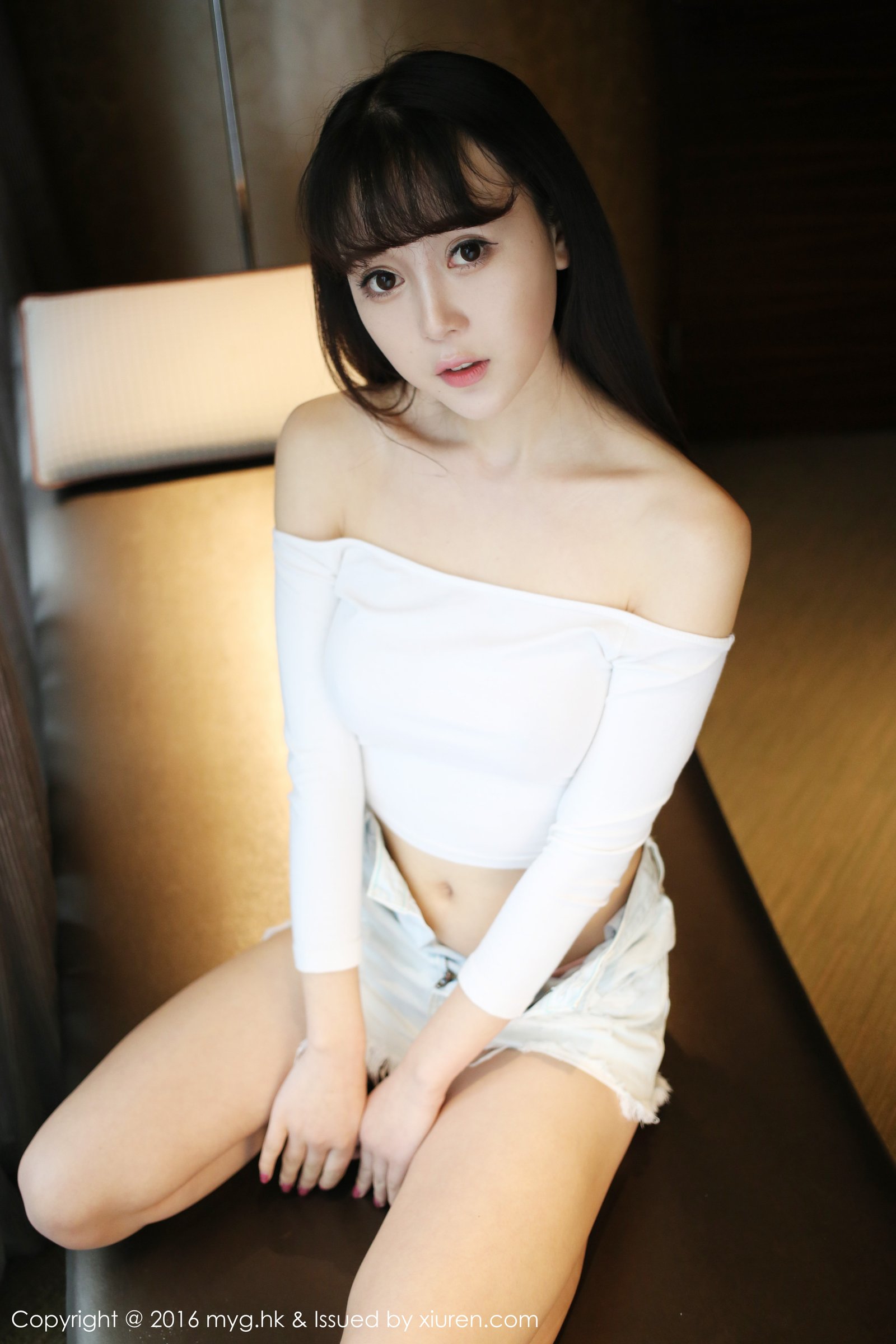《mygirl 赵小米Kitty 制服写真 VOL.197》第3张,模特赵小米Kitty,mygirl,制服主题,全套58张