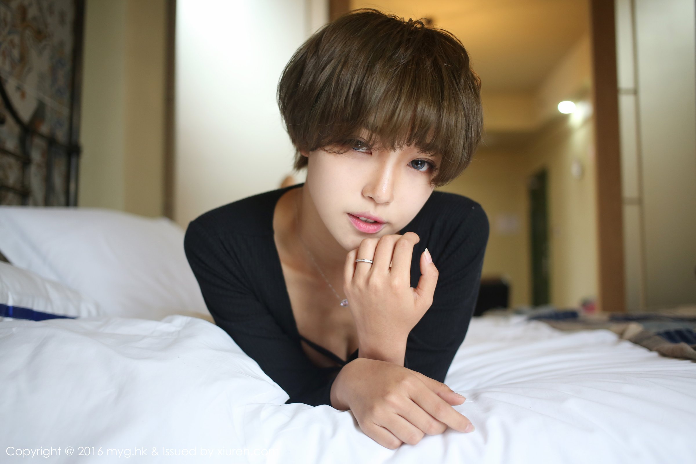 《mygirl 冯木木LRIS(Lris) 制服写真 VOL.204》第52张,模特冯木木LRIS(Lris),mygirl,制服主题,全套60张