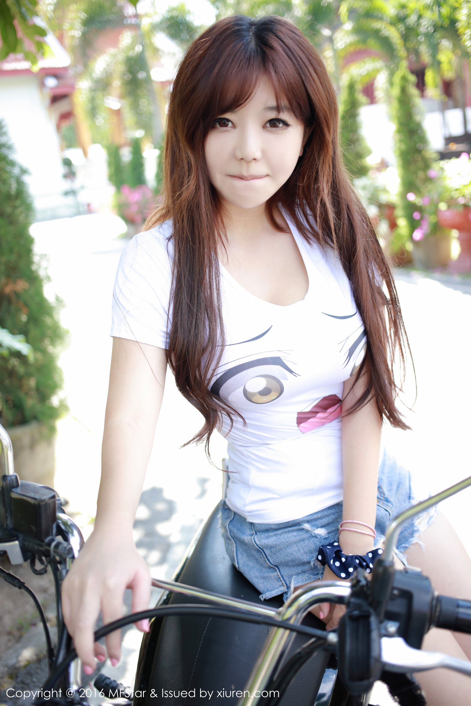 《mfstar 刘飞儿 制服写真 VOL.054》第40张,模特刘飞儿,mfstar,制服主题,全套50张