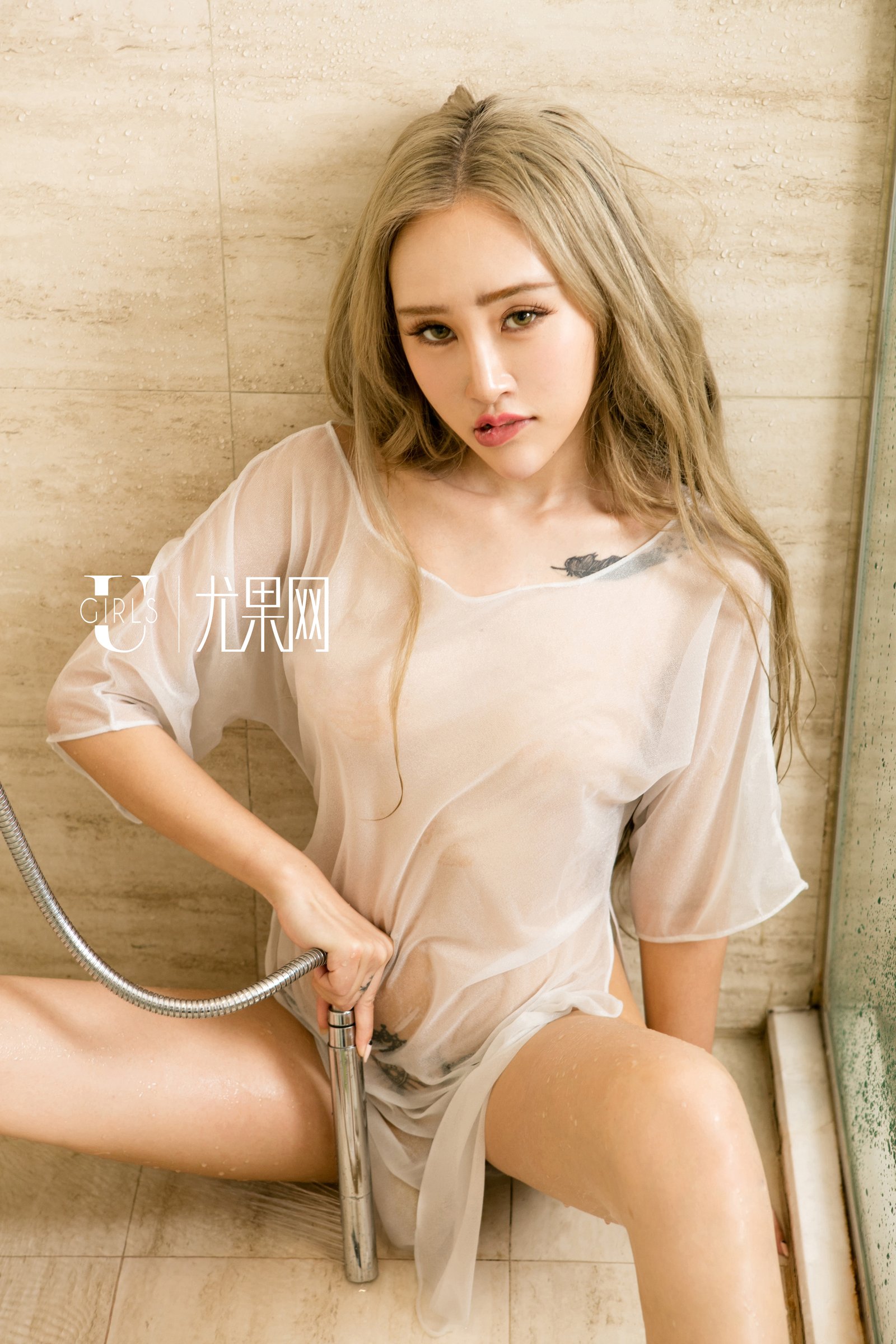 《ugirls 欣杨Kitty 爱尤物写真 第176期》第64张，模特欣杨Kitty，ugirls，爱尤物主题，全套65张