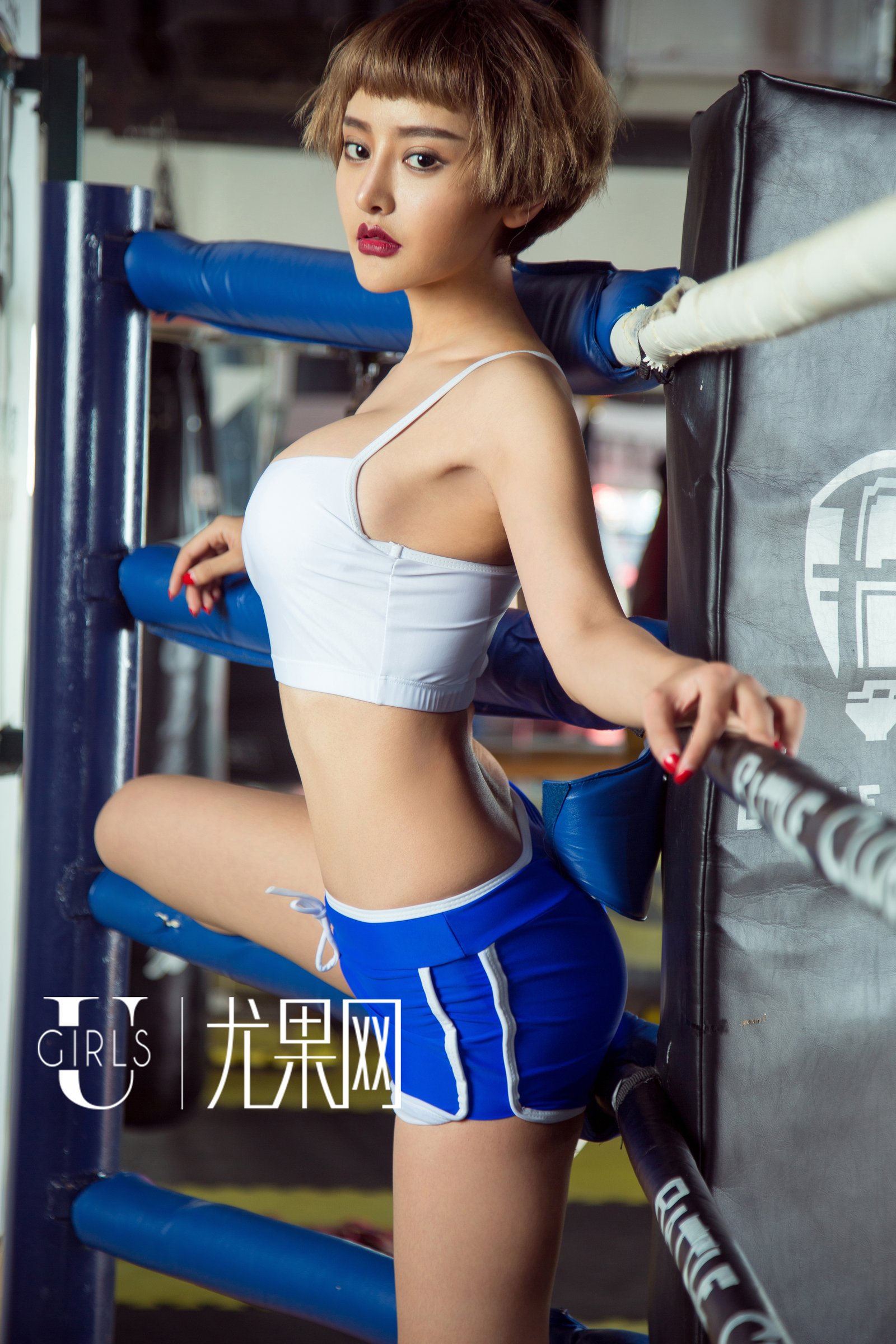 《ugirls 李思宁SiByl(SiByl) 爱尤物写真 第180期》第4张,模特李思宁SiByl(SiByl),ugirls,爱尤物主题,全套65张