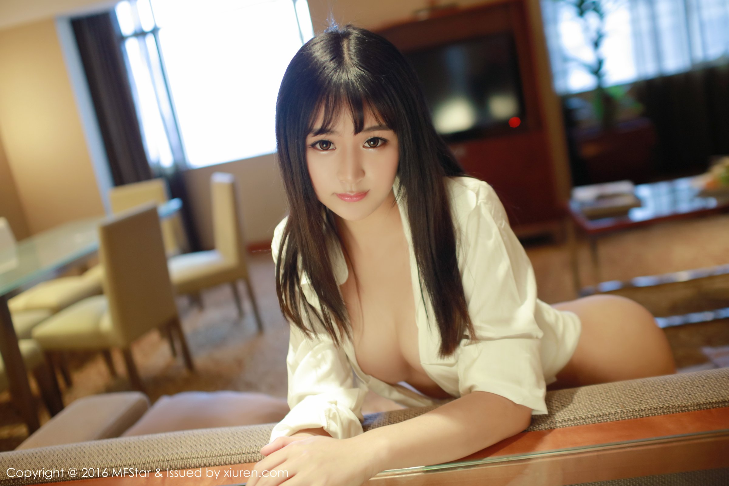 《mfstar 思淇Sukiii(Sukiii) 制服写真 VOL.064》第37张,模特思淇Sukiii(Sukiii),mfstar,制服主题,全套52张