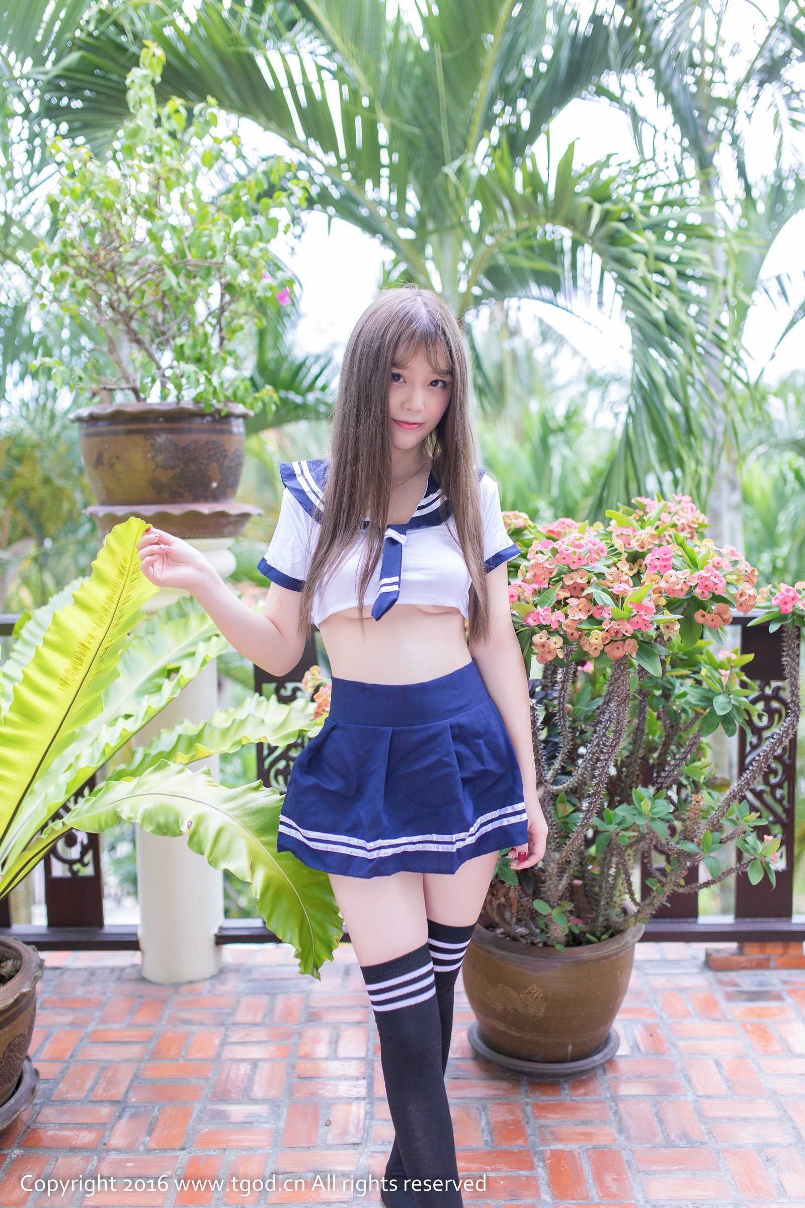 《tgod 程彤颜(GINNNNNNN-) 推女郎写真》第33张，模特程彤颜(GINNNNNNN-)，tgod，推女郎主题，全套44张