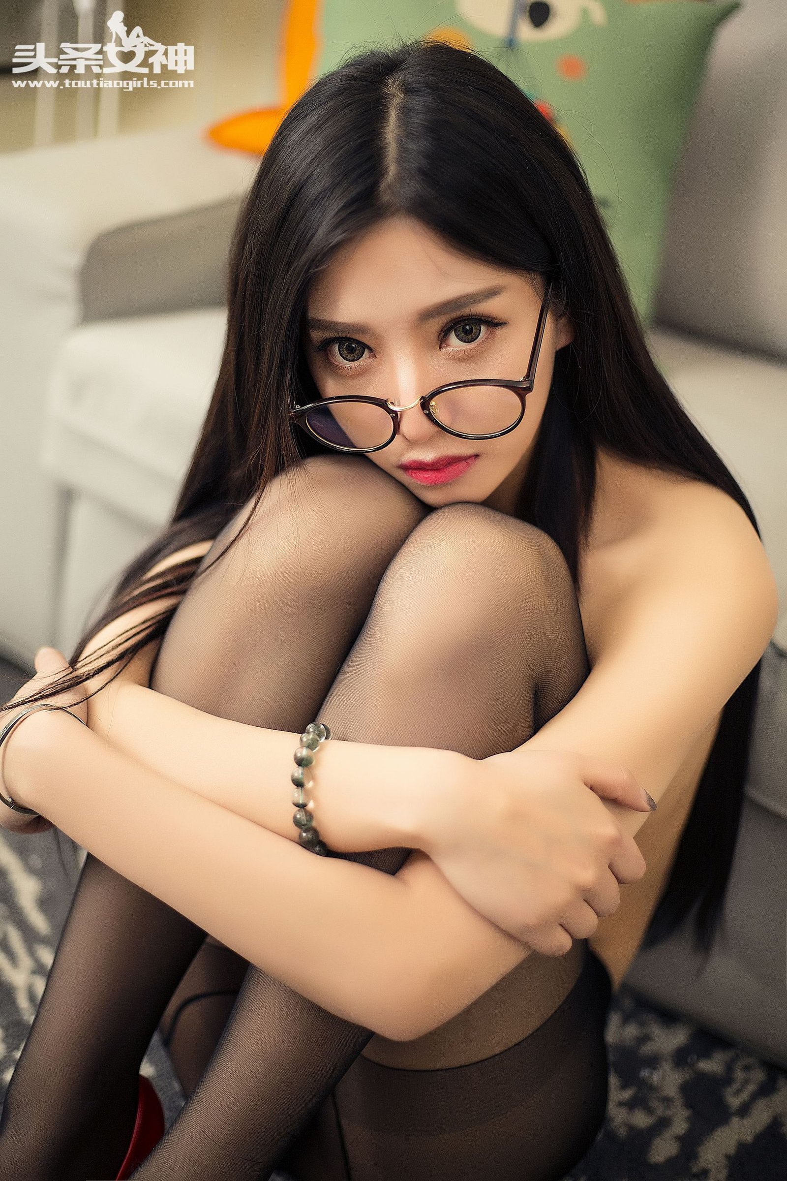 《toutiao 炎可可(COCO) 黑丝写真》第47张,模特炎可可(COCO),toutiao,黑丝主题,全套66张