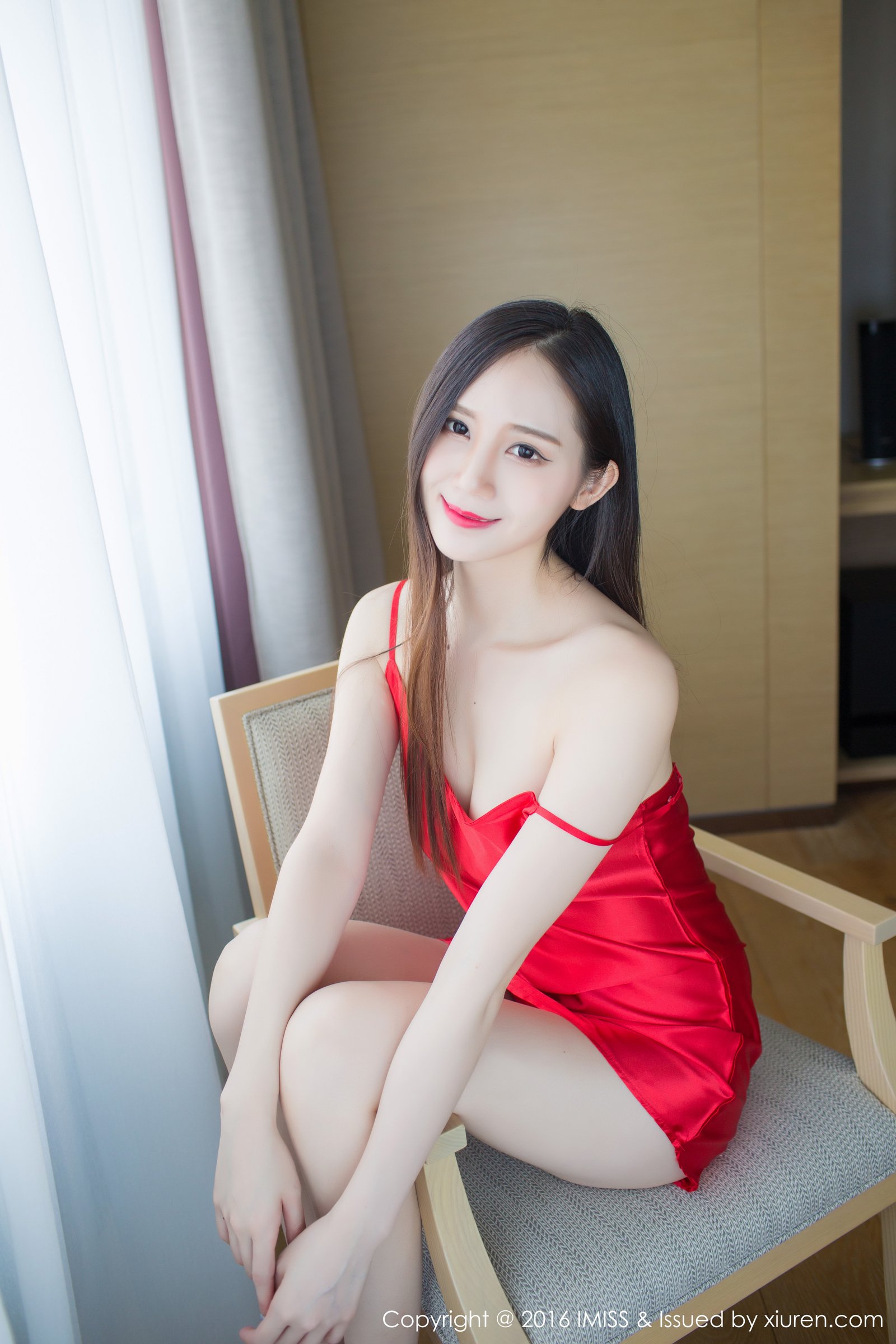 《爱蜜社 SISY思 制服写真 VOL.124》第6张，模特SISY思，爱蜜社，制服主题，全套52张