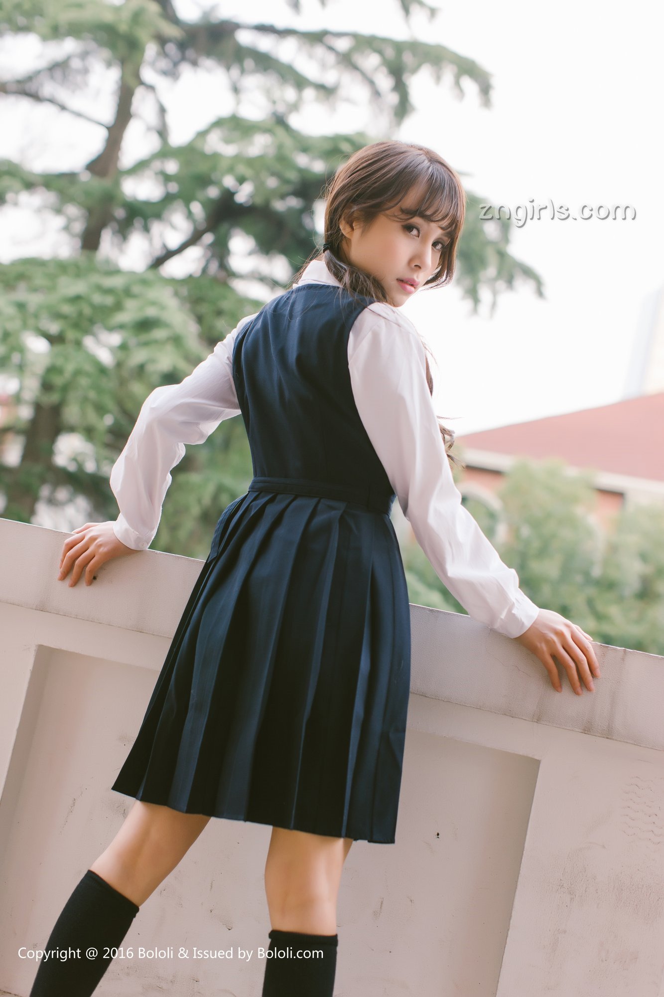 《夏美酱 制服写真》第11张,模特夏美酱,制服主题,全套63张