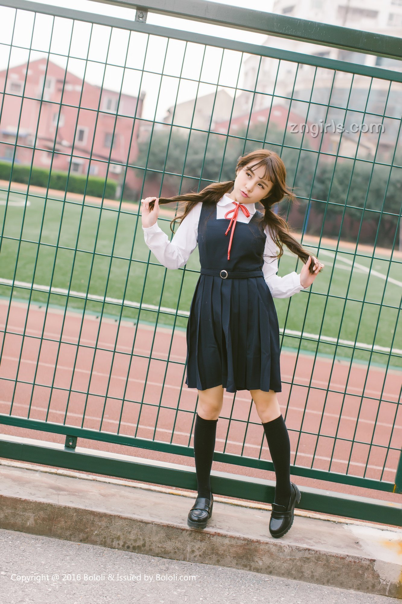 《夏美酱 制服写真》第24张,模特夏美酱,制服主题,全套63张