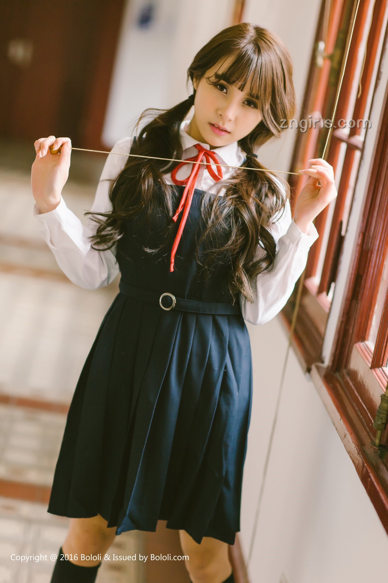 《夏美酱 制服写真》第30张,模特夏美酱,制服主题,全套63张
