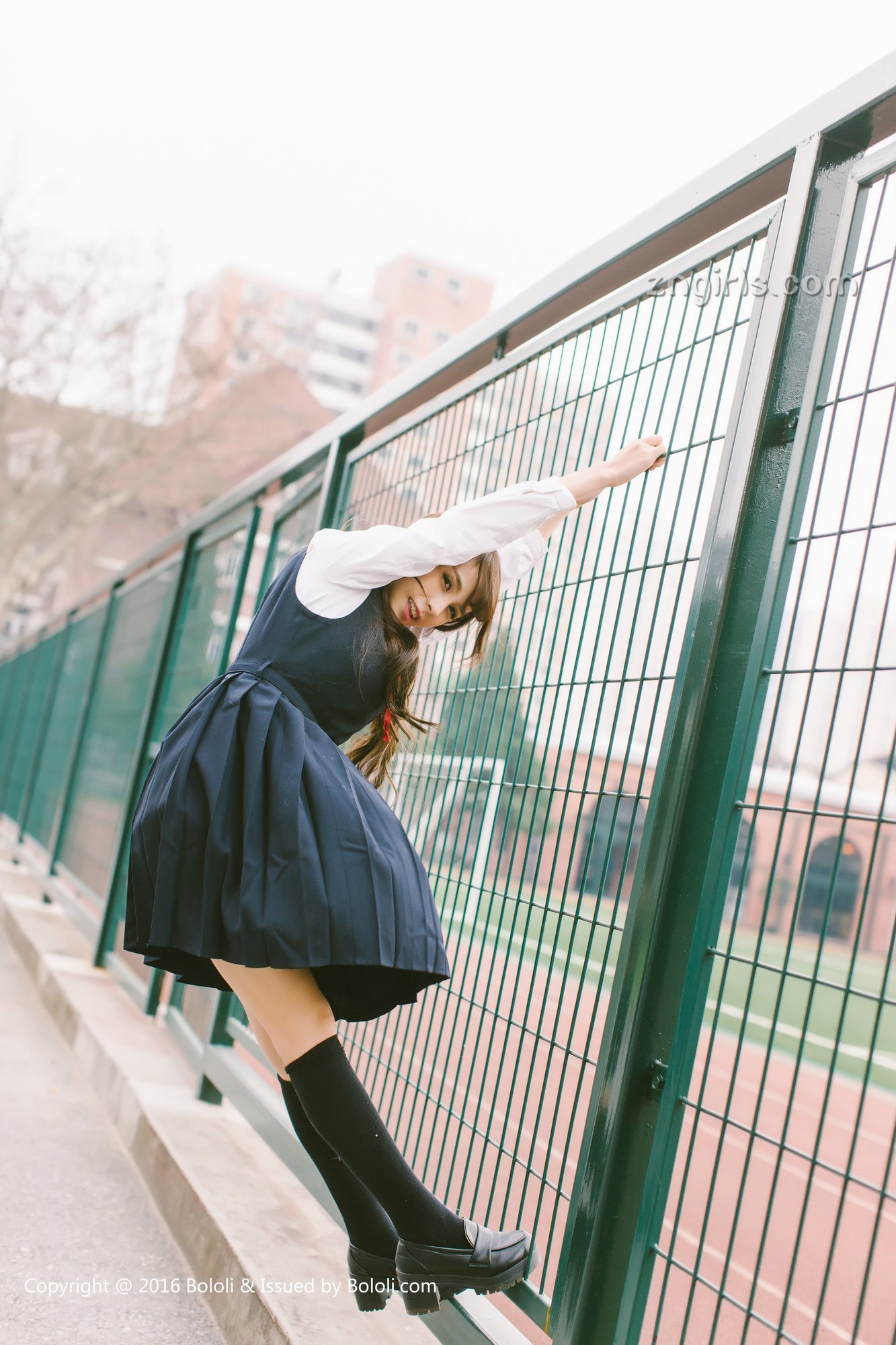 《夏美酱 制服写真》第31张,模特夏美酱,制服主题,全套63张