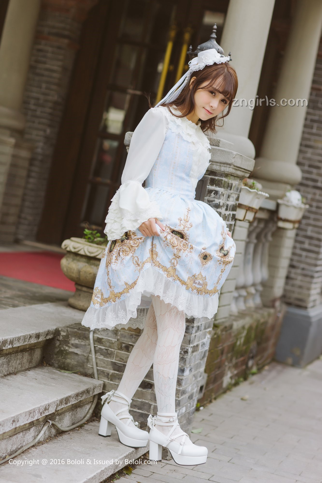 《夏美酱 制服写真》第40张,模特夏美酱,制服主题,全套63张
