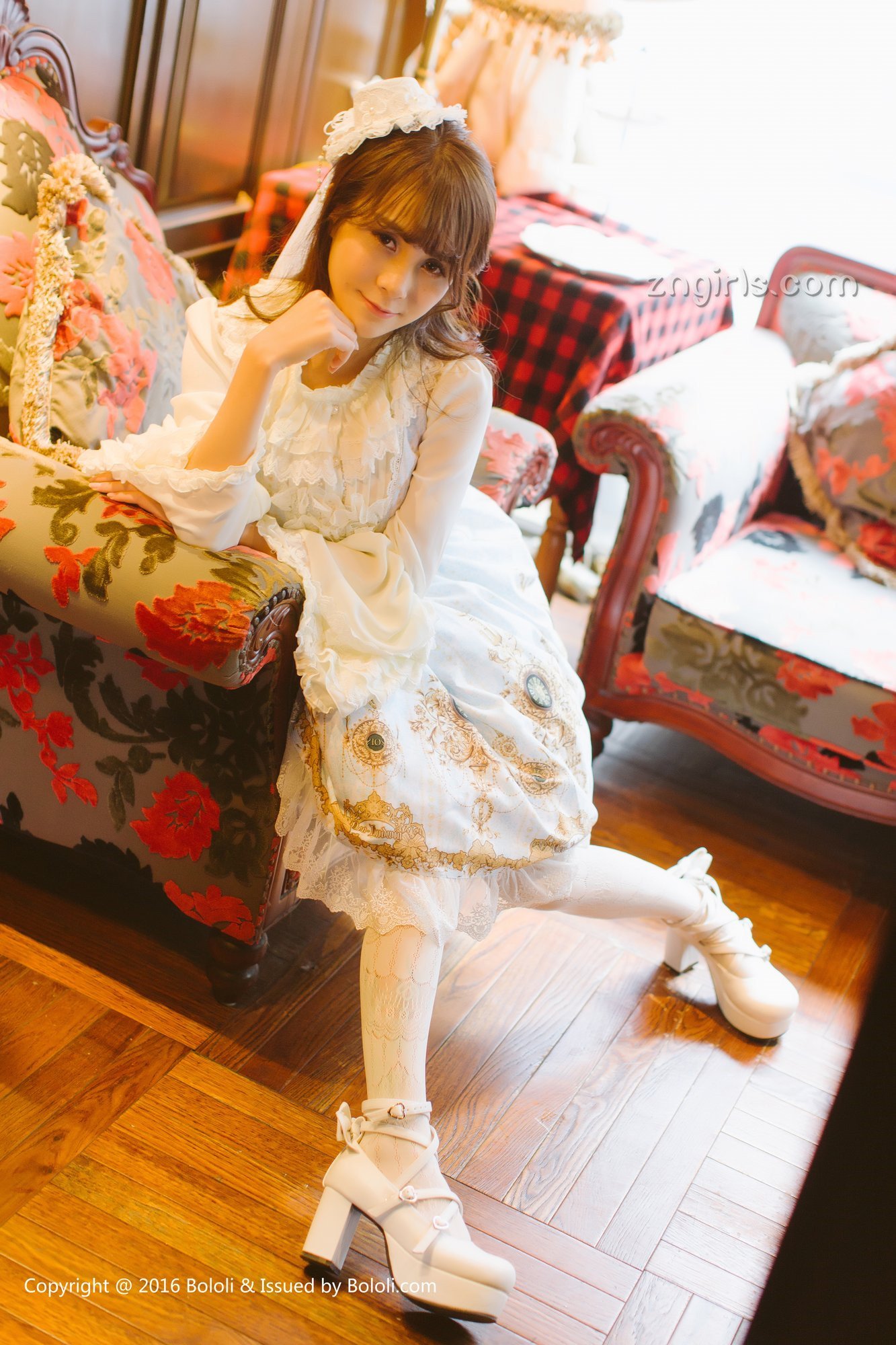 《夏美酱 制服写真》第52张,模特夏美酱,制服主题,全套63张