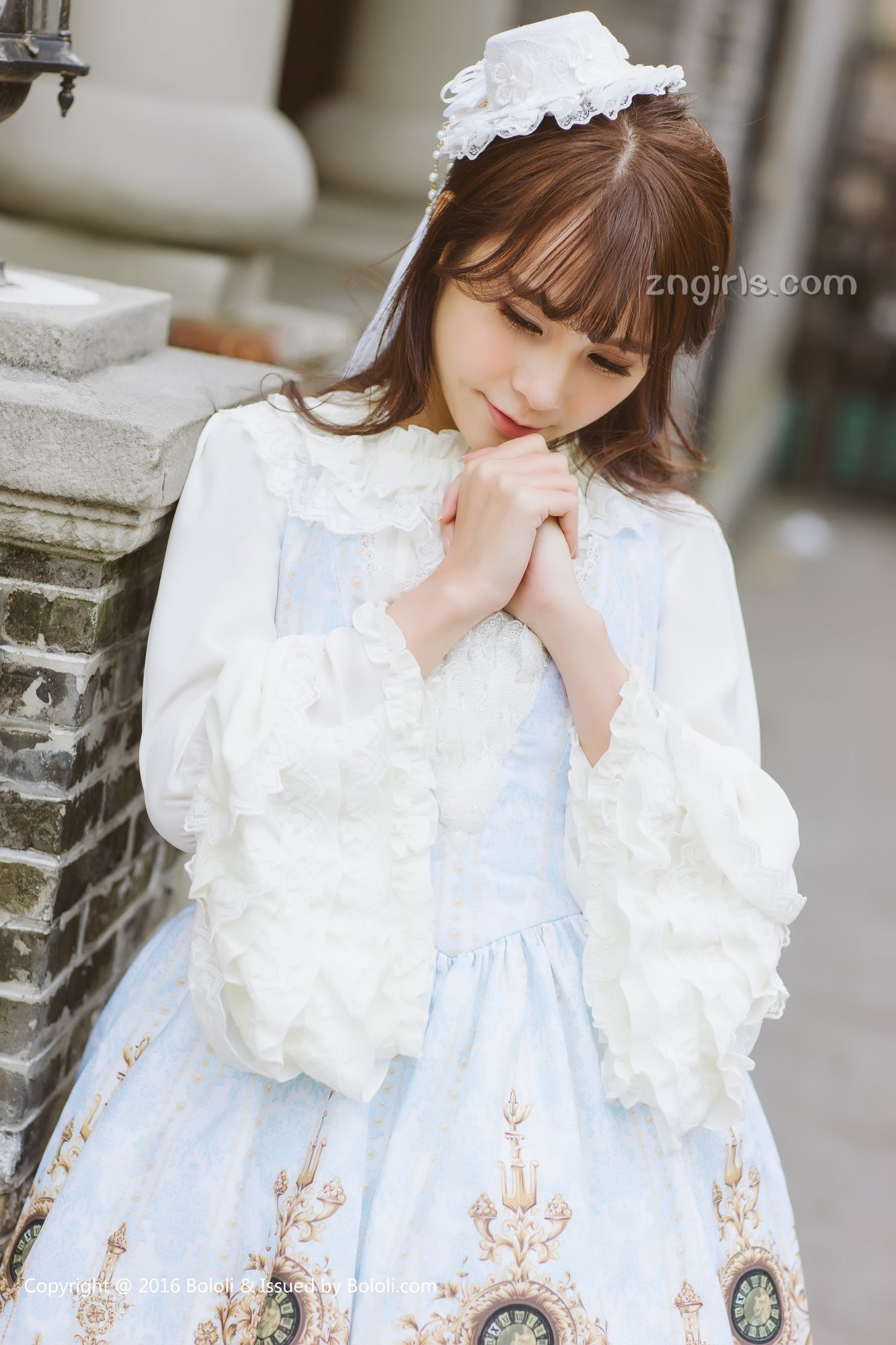 《夏美酱 制服写真》第61张，模特夏美酱，制服主题，全套63张