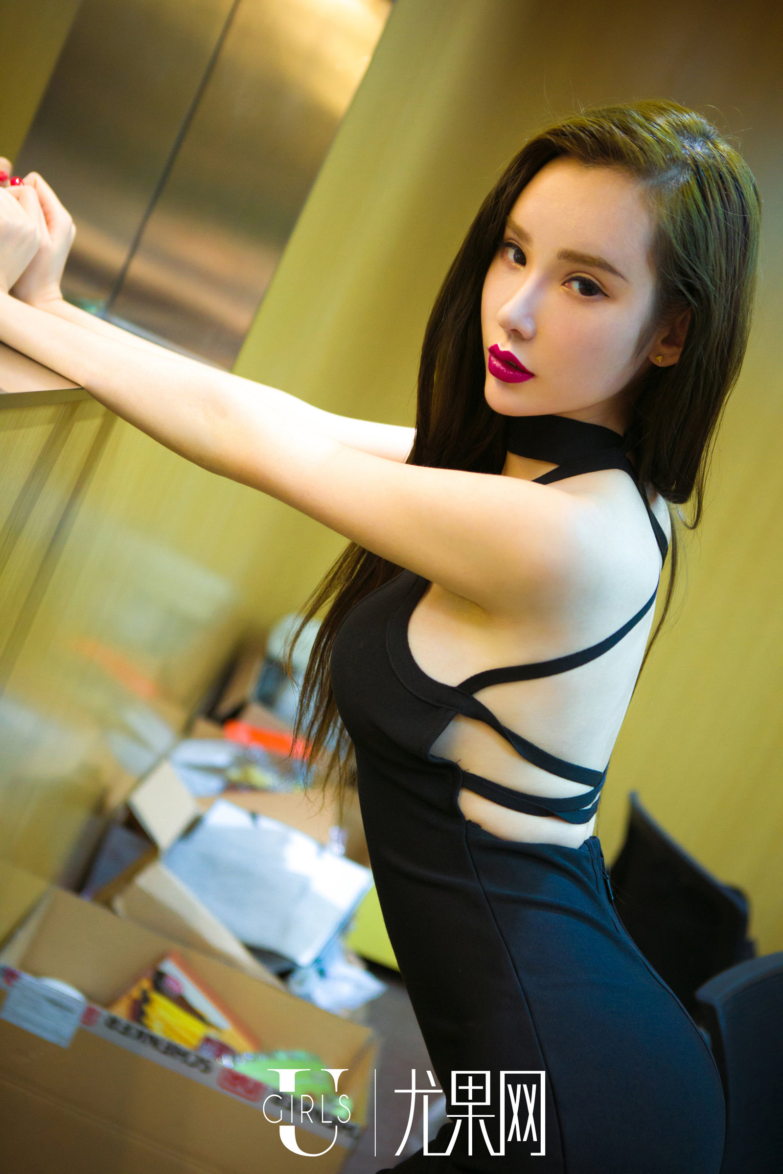 《ugirls 萌琪琪(Irene) 爱尤物写真 第217期》第33张,模特萌琪琪(Irene),ugirls,爱尤物主题,全套67张