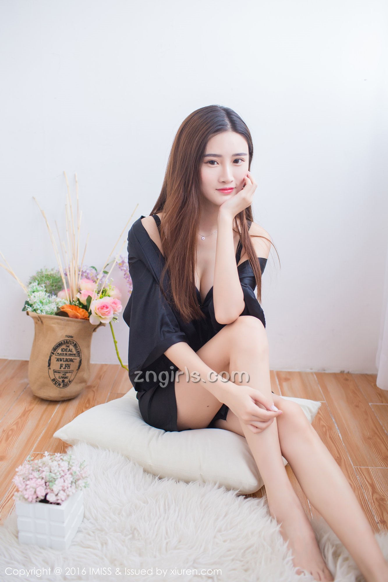 《爱蜜社 孙污箜 制服写真 VOL.135》第10张,模特孙污箜,爱蜜社,制服主题,全套66张