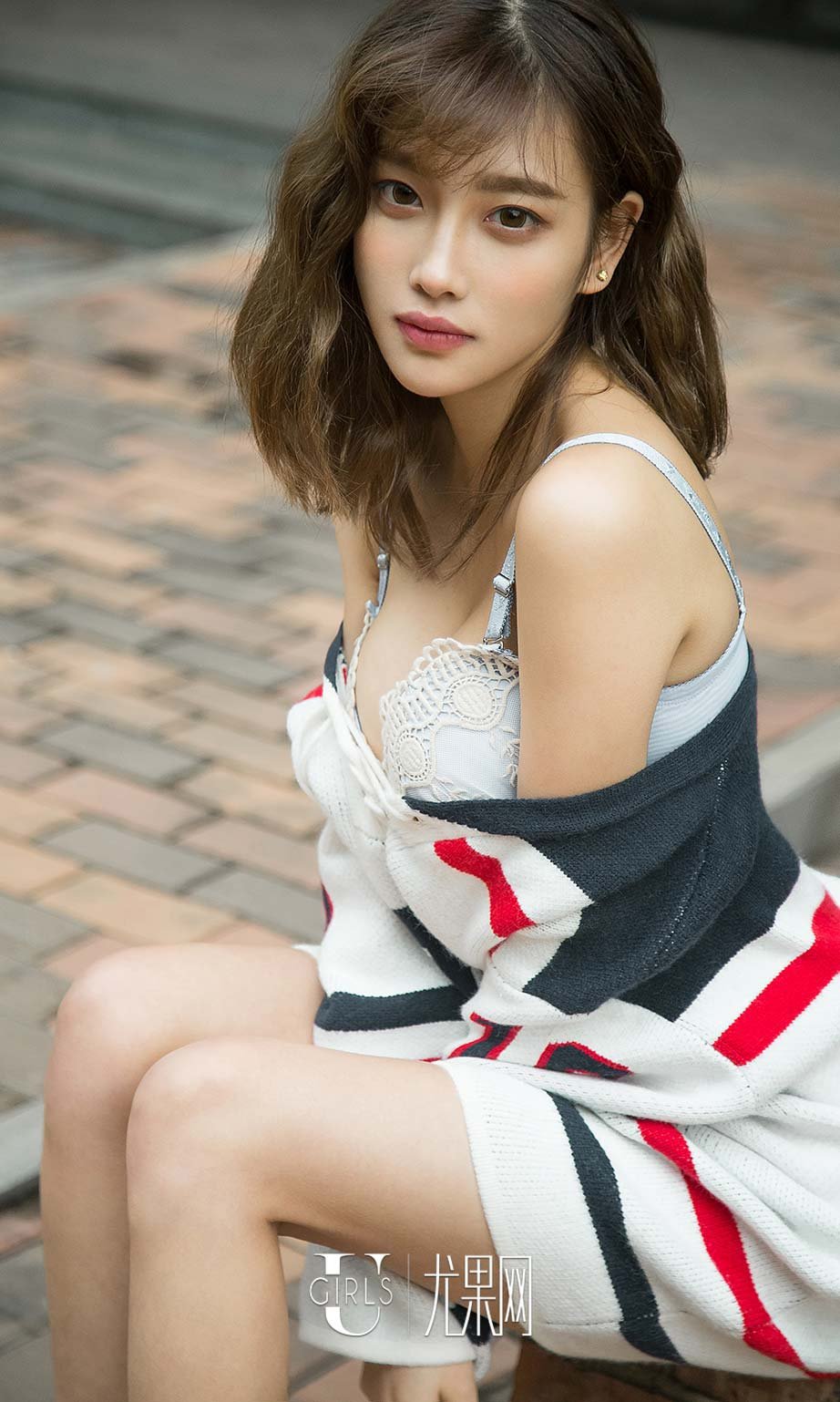 《ugirls 晨间雨露 制服写真 VOL.535》第5张,ugirls,制服主题,全套40张