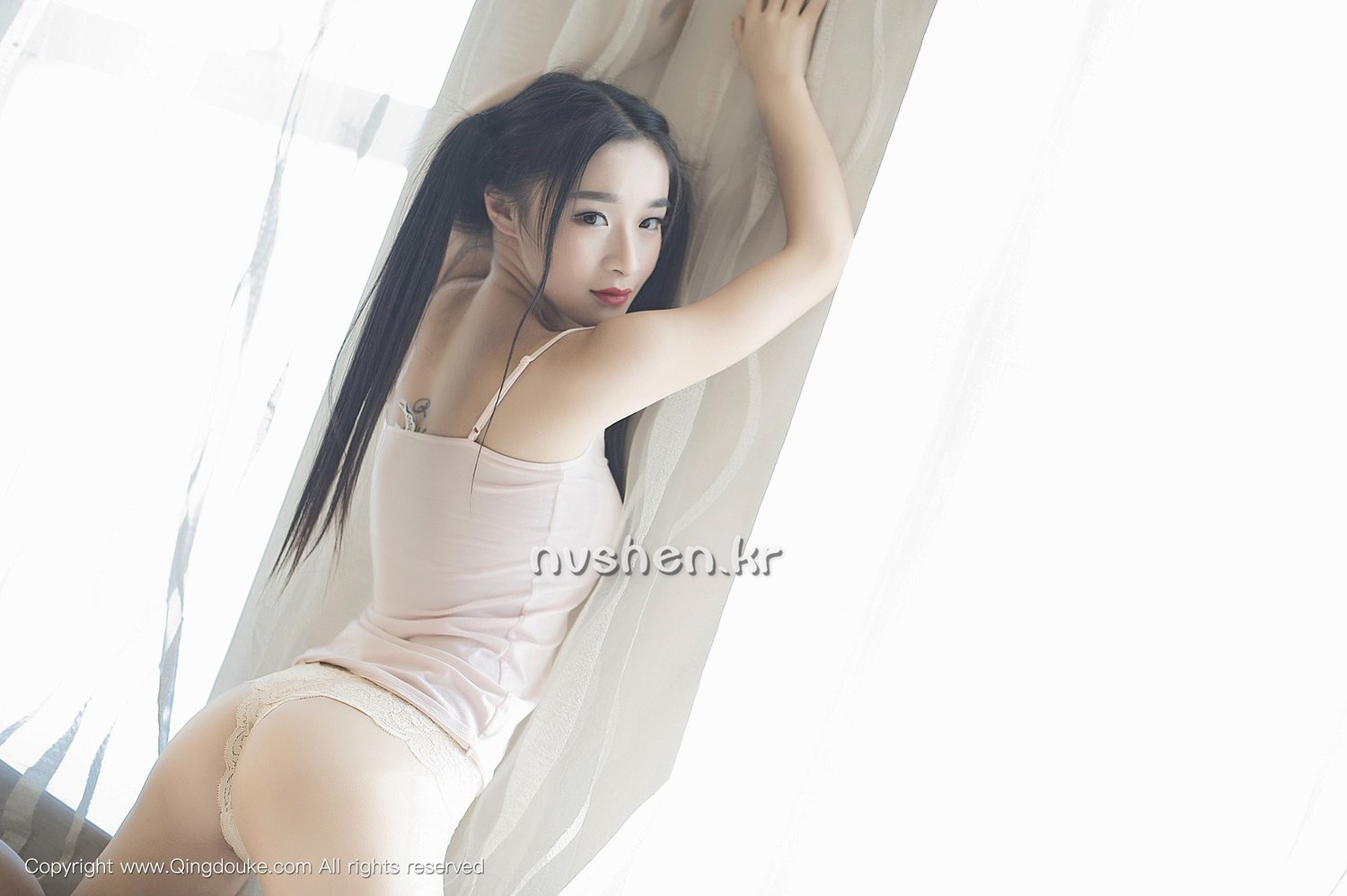 《绮梦Cherish(Cherish) 制服写真》第24张，模特绮梦Cherish(Cherish)，制服主题，全套50张