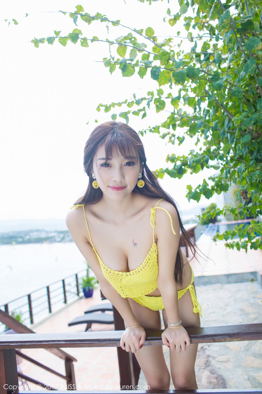 《爱蜜社 杨晨晨 制服写真 VOL.154》第13张,模特杨晨晨,爱蜜社,制服主题,全套60张