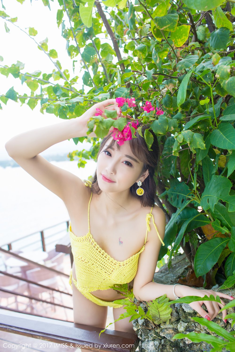 《爱蜜社 杨晨晨 制服写真 VOL.154》第17张,模特杨晨晨,爱蜜社,制服主题,全套60张
