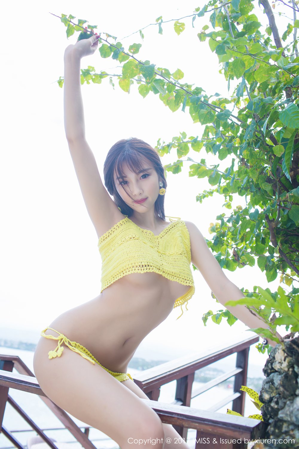 《爱蜜社 杨晨晨 制服写真 VOL.154》第21张,模特杨晨晨,爱蜜社,制服主题,全套60张