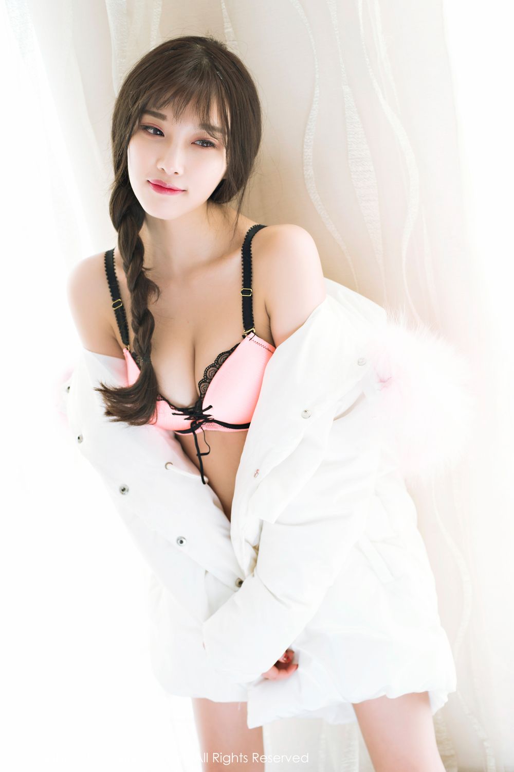 《秀人网 杨晨晨 比基尼写真》第41张,模特杨晨晨,秀人网,比基尼主题,全套55张