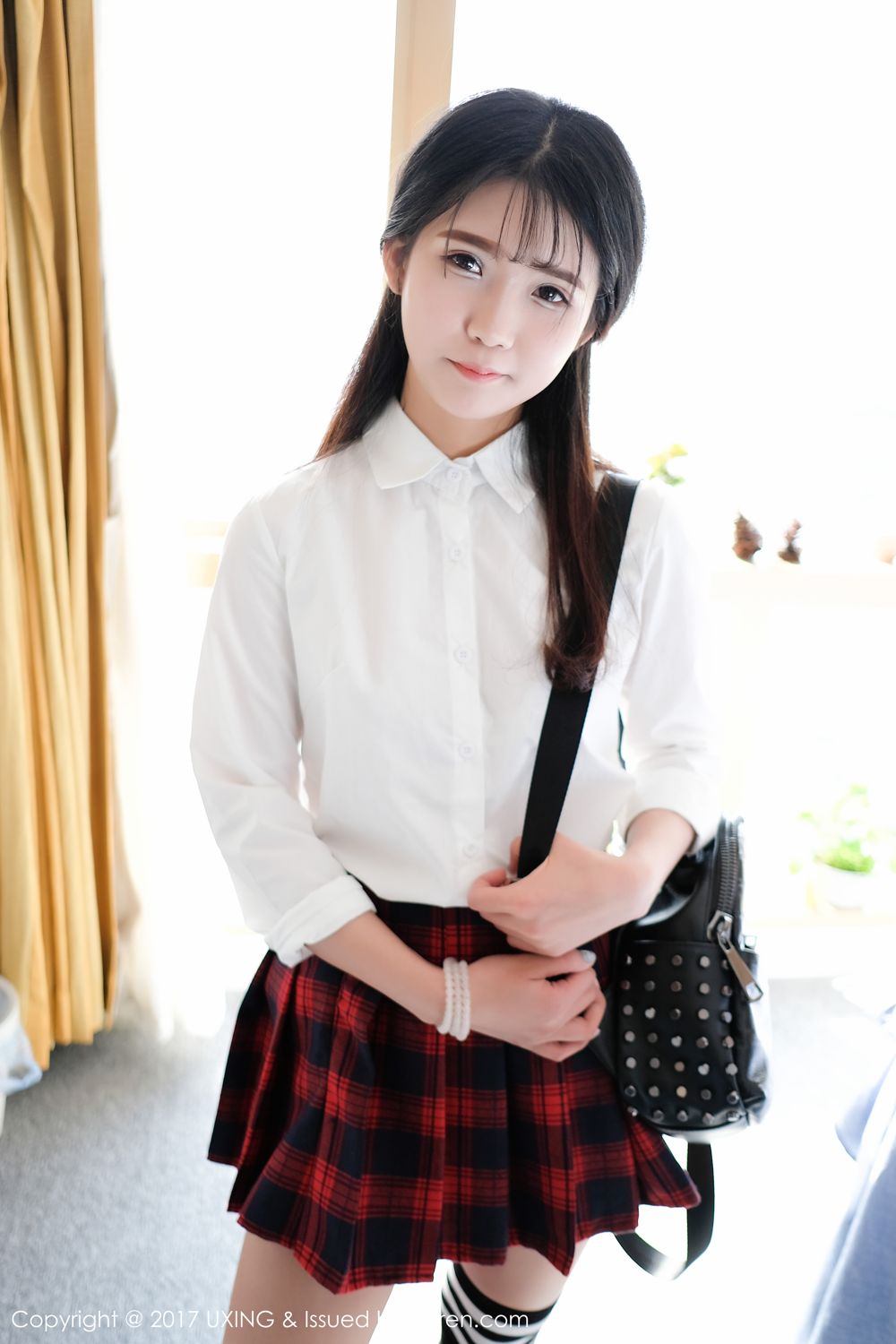 《秀人网 可爱的小叶子(Keaide Xiaoyezi) 制服写真 VOL.046》第3张,模特可爱的小叶子(Keaide Xiaoyezi),秀人网,制服主题,全套50张