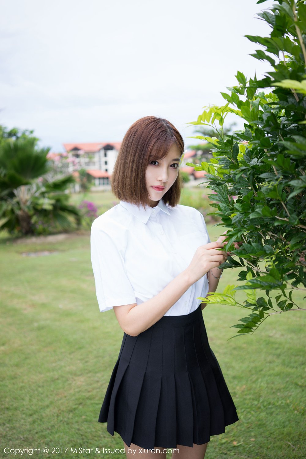 《秀人网 王依萌 比基尼写真》第2张,模特王依萌,秀人网,比基尼主题,全套45张