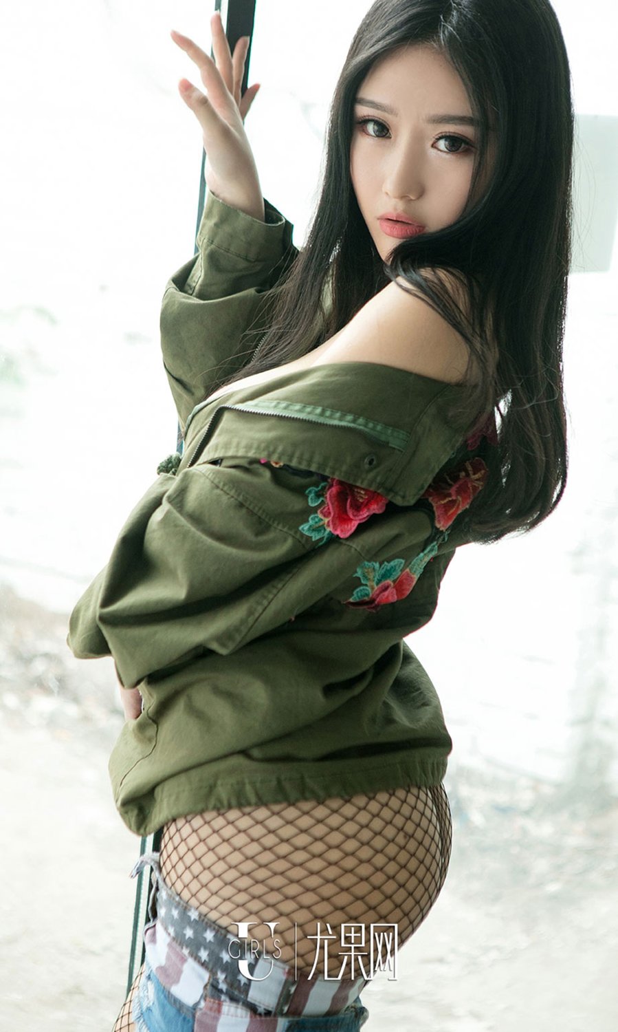 《ugirls Jenny佳妮(Jenny) 制服写真 VOL.714》第11张,模特Jenny佳妮(Jenny),ugirls,制服主题,全套38张