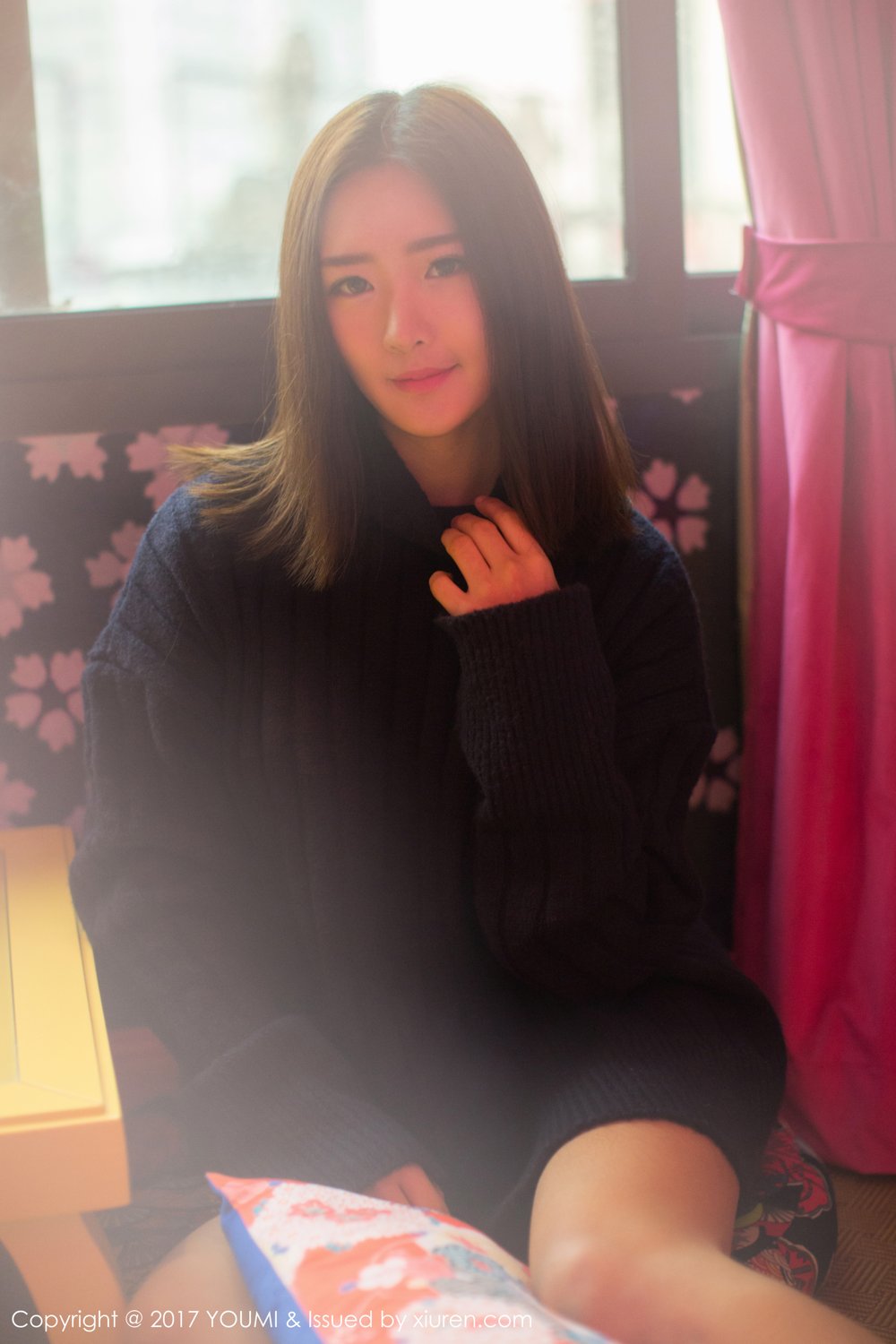 《尤蜜荟 周琰琳 制服写真 VOL.033》第1张,模特周琰琳,尤蜜荟,制服主题,全套50张