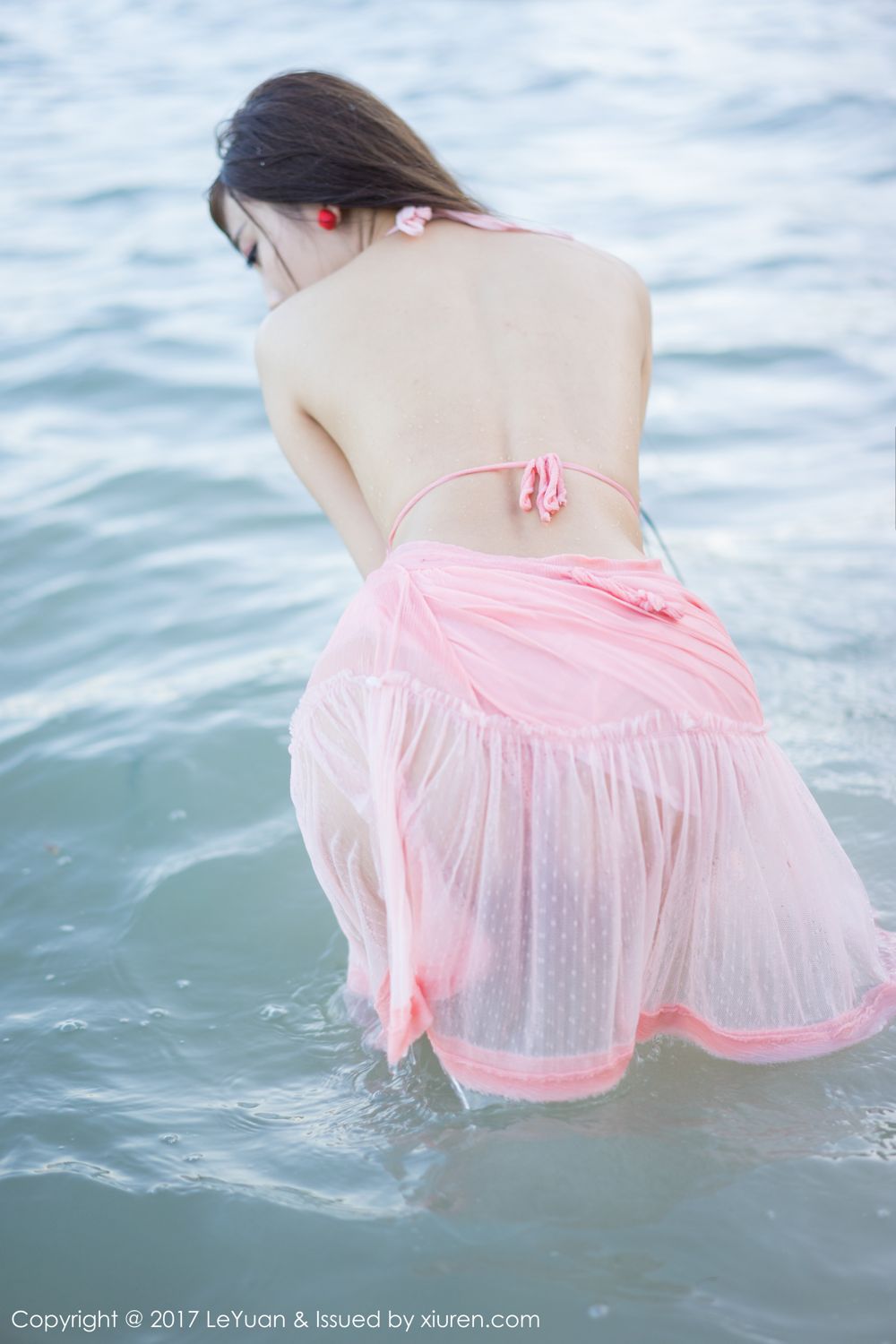 《leyuan 逗逗DouDou 制服写真 VOL.035》第44张,模特逗逗DouDou,leyuan,制服主题,全套54张