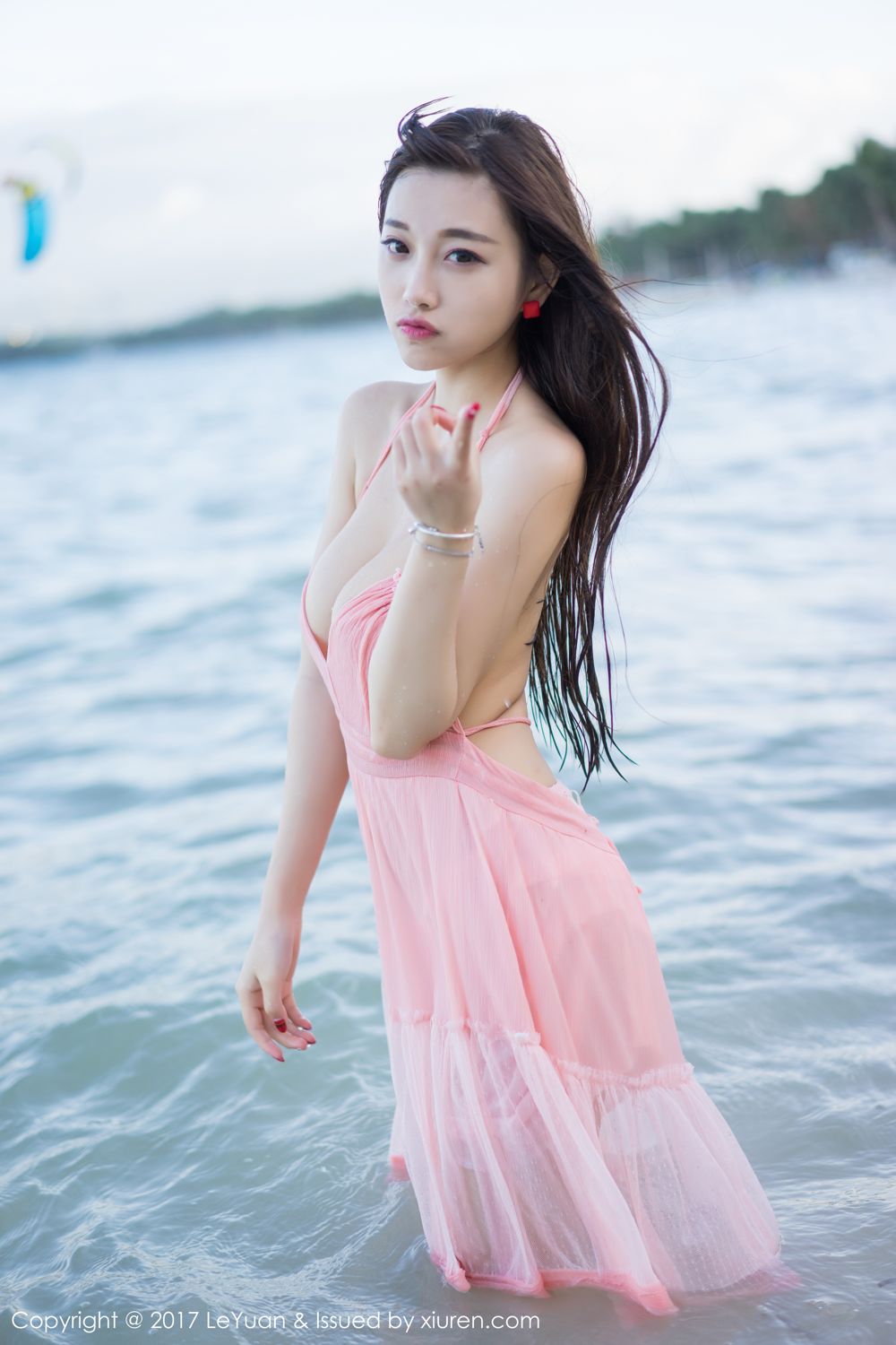 《leyuan 逗逗DouDou 制服写真 VOL.035》第51张,模特逗逗DouDou,leyuan,制服主题,全套54张