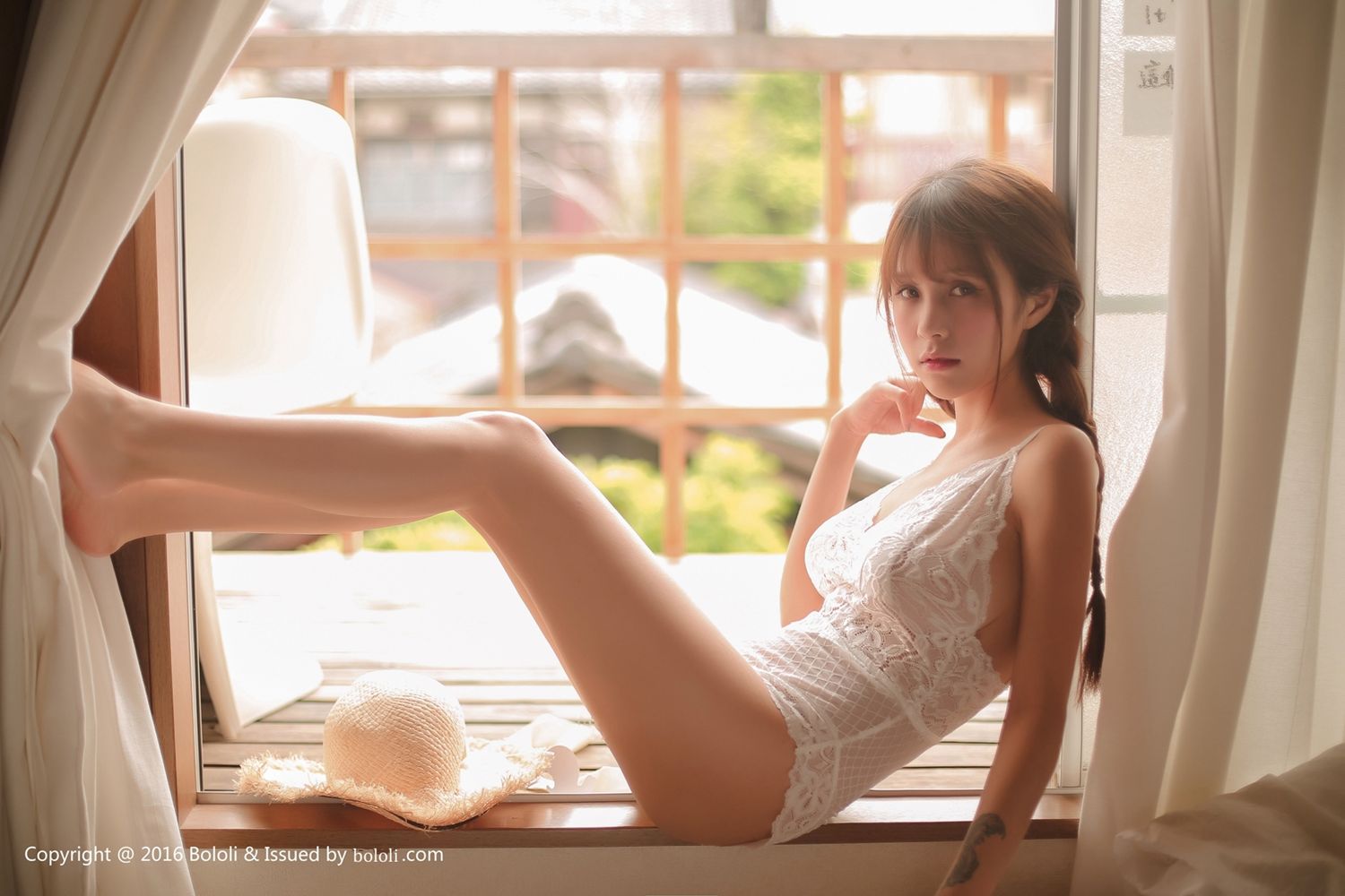 《bololi 夏诗诗(夏诗雯)、夏美酱 制服写真》第37张,模特夏诗诗(夏诗雯)、夏美酱,bololi,制服主题,全套42张