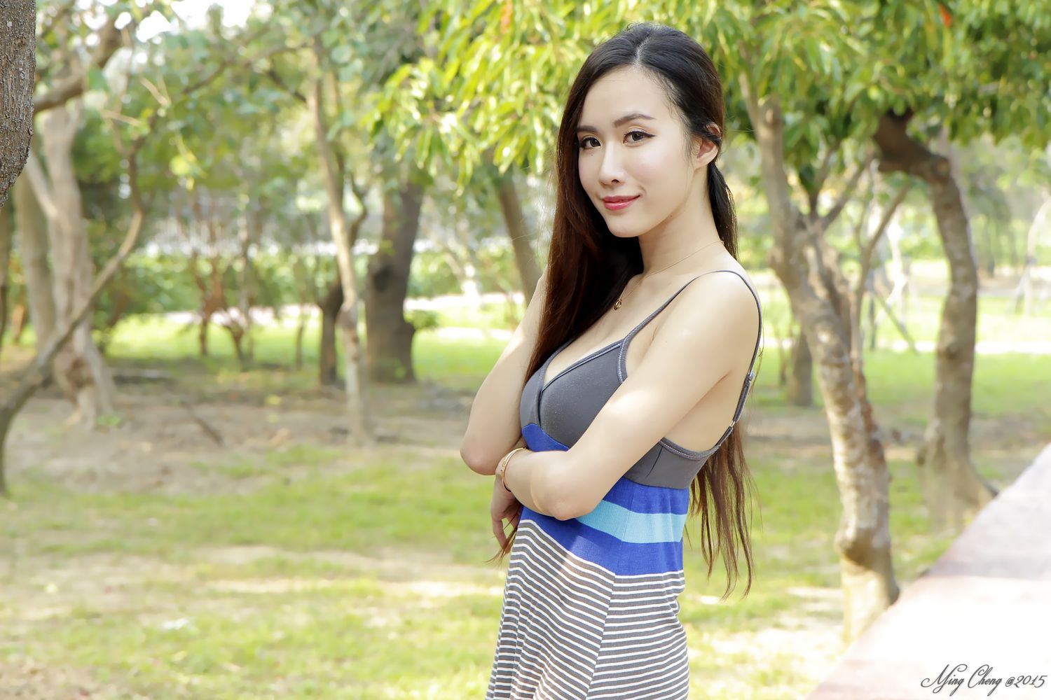 《曾妍希 户外写真》第30张,模特曾妍希,户外主题,全套100张