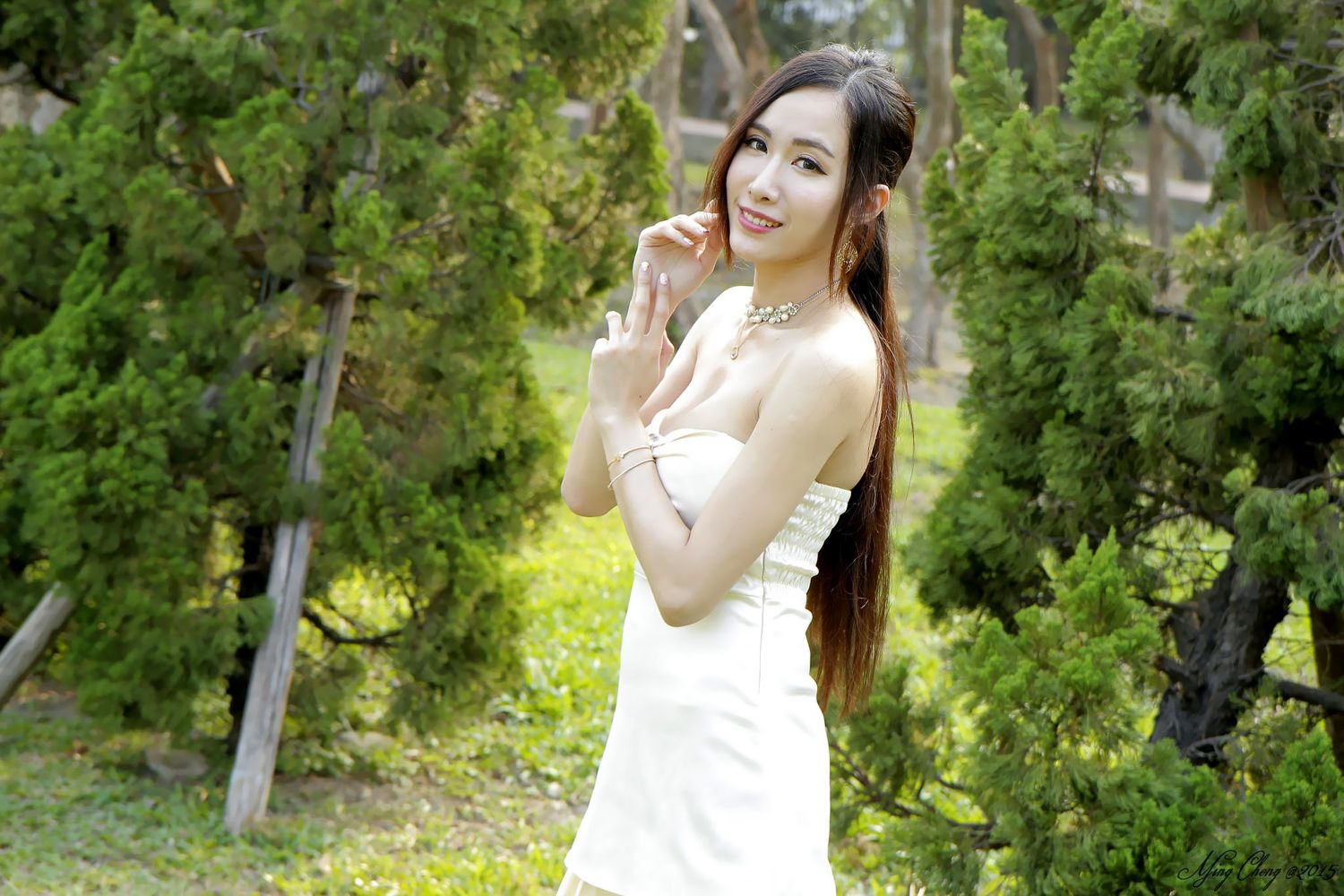 《曾妍希 户外写真》第45张,模特曾妍希,户外主题,全套100张