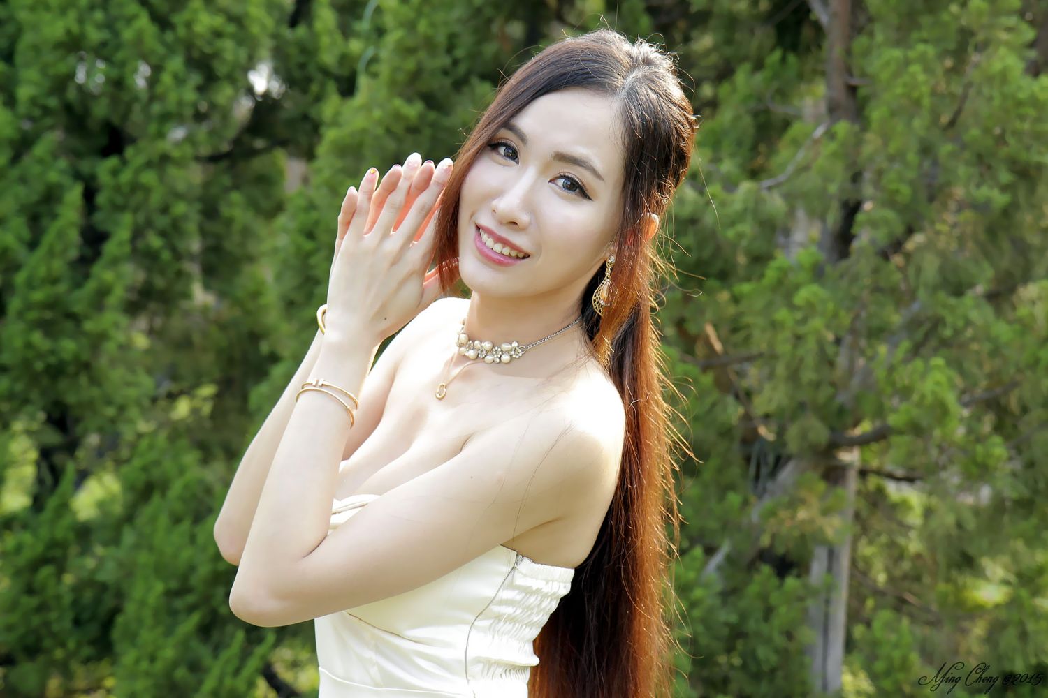 《曾妍希 户外写真》第62张,模特曾妍希,户外主题,全套100张