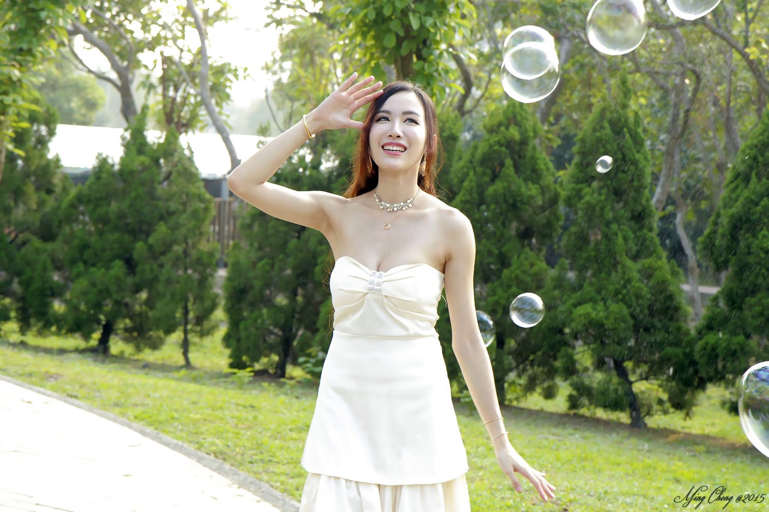 《曾妍希 户外写真》第67张,模特曾妍希,户外主题,全套100张