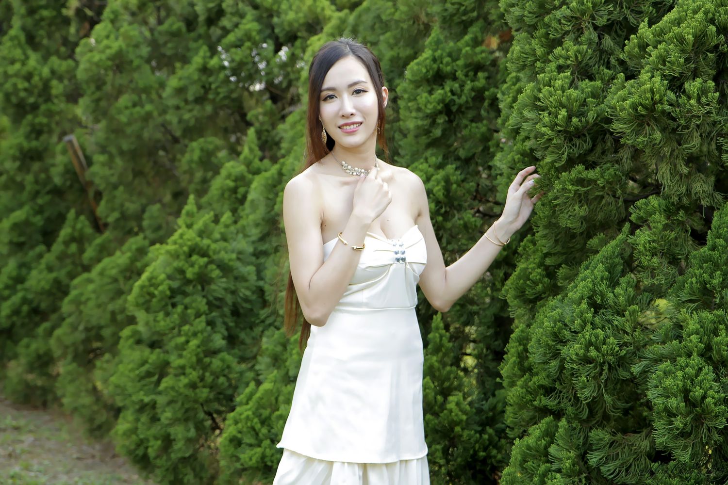 《曾妍希 户外写真》第73张,模特曾妍希,户外主题,全套100张