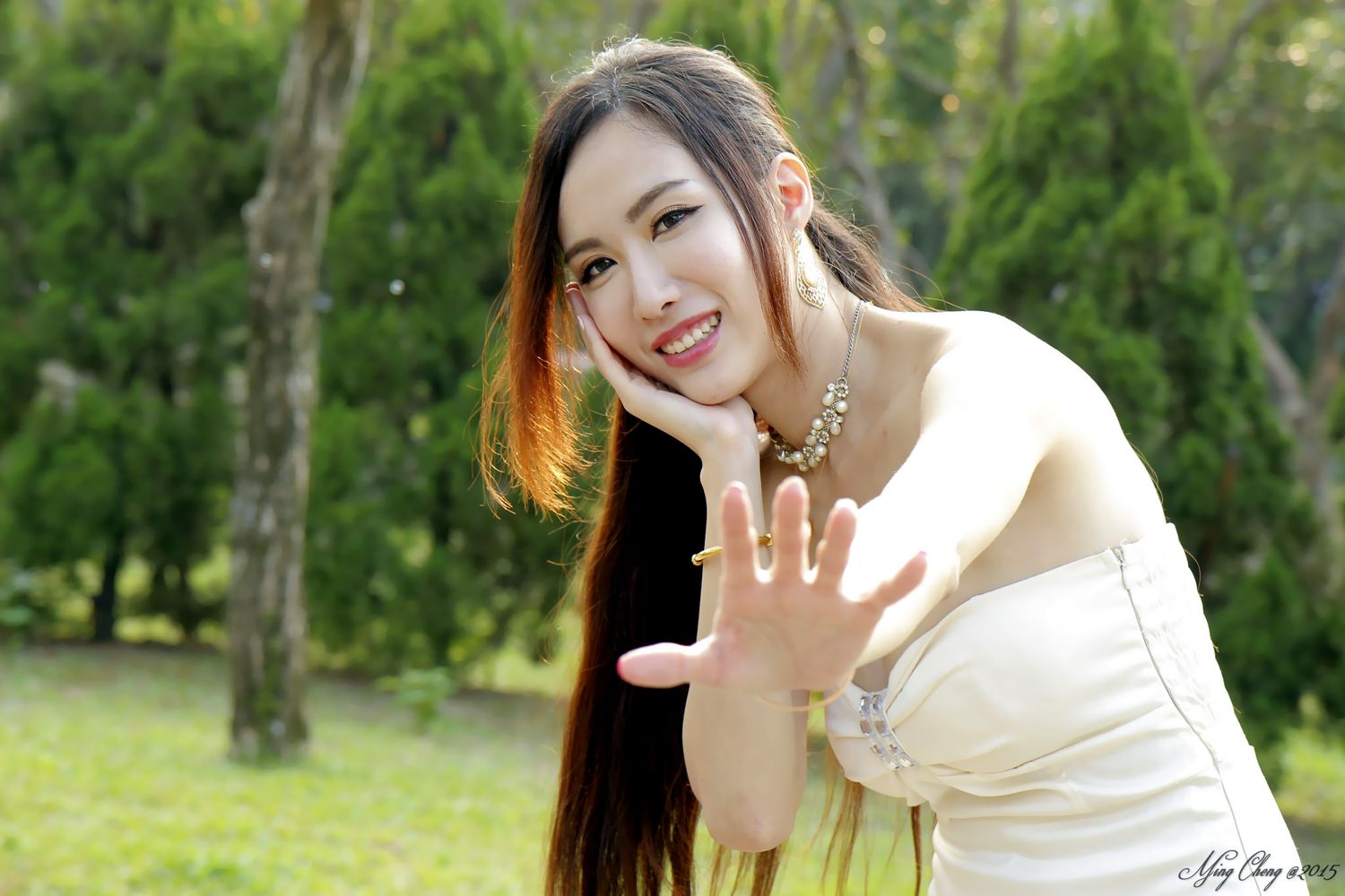 《曾妍希 户外写真》第77张,模特曾妍希,户外主题,全套100张