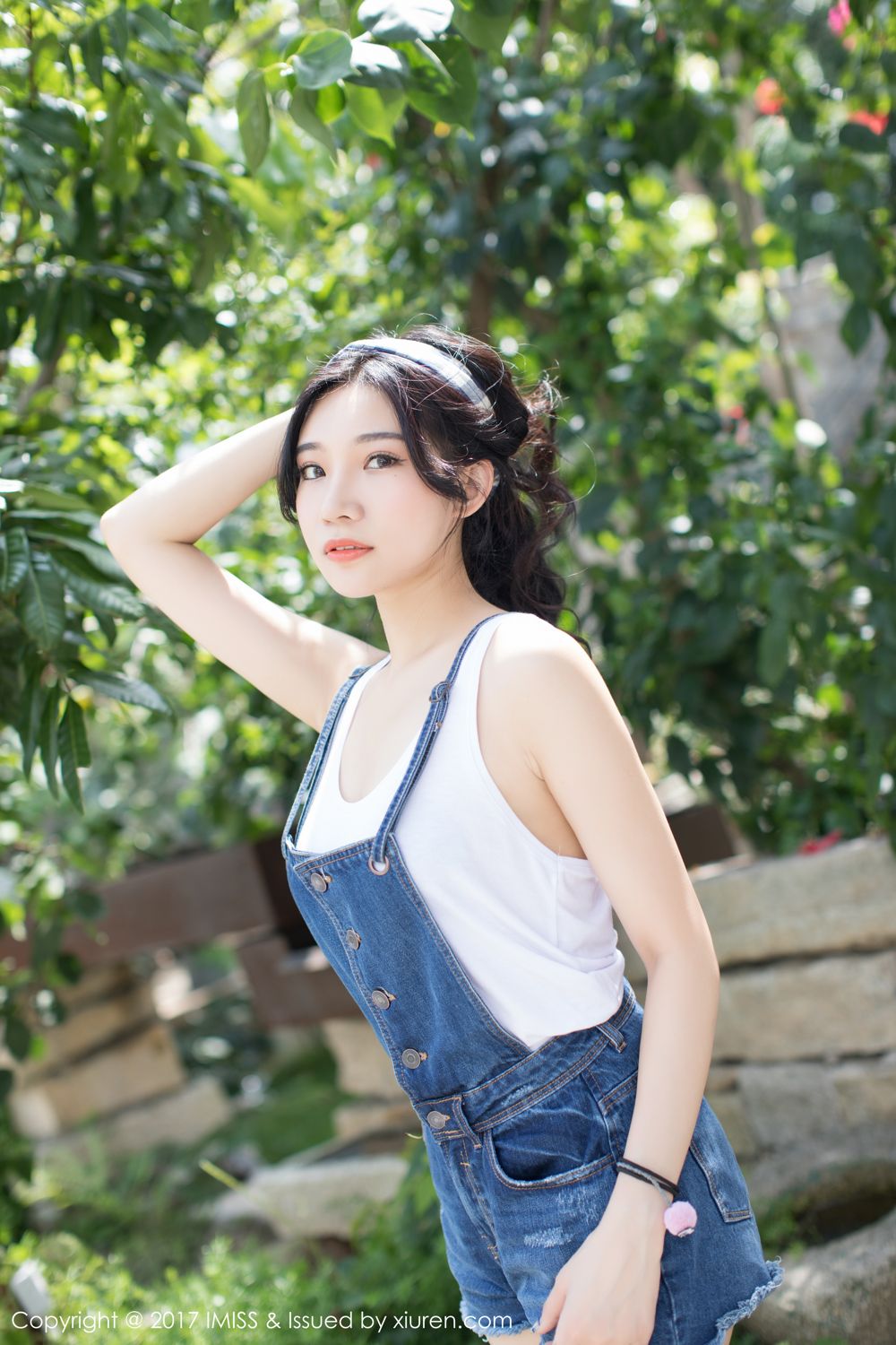 《容容容Alice(Alice) 气质写真》第7张，模特容容容Alice(Alice)，气质主题，全套46张