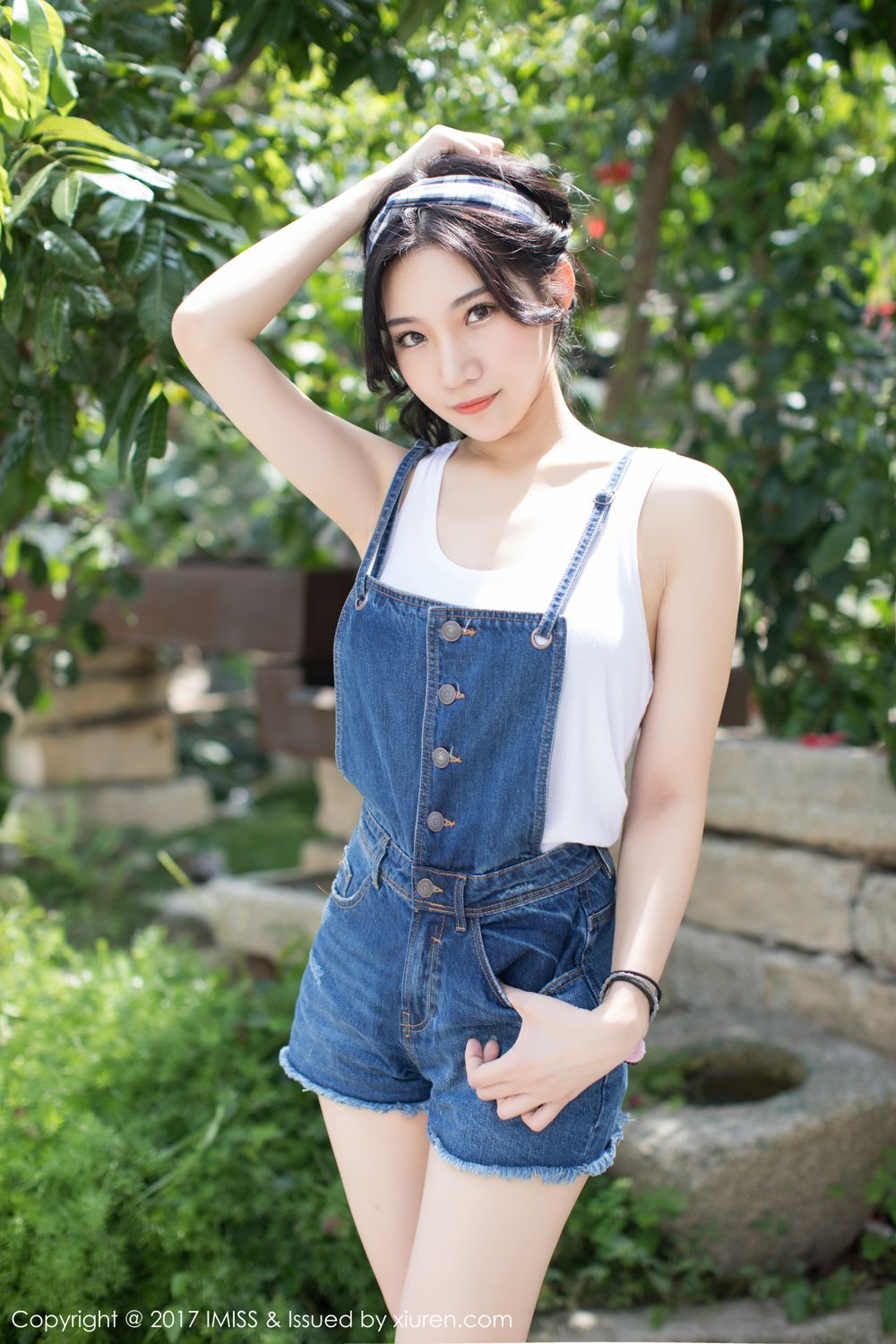 《容容容Alice(Alice) 气质写真》第8张，模特容容容Alice(Alice)，气质主题，全套46张