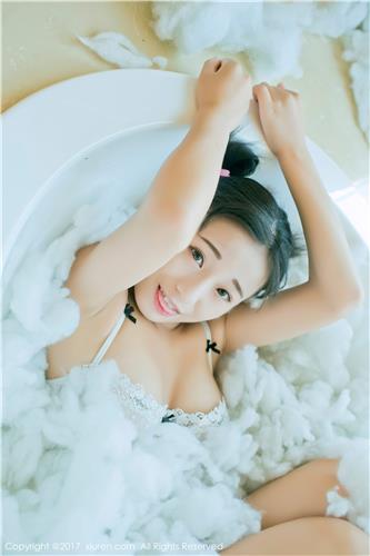 稚气未脱仓井优香 白色蕾丝日系体操服